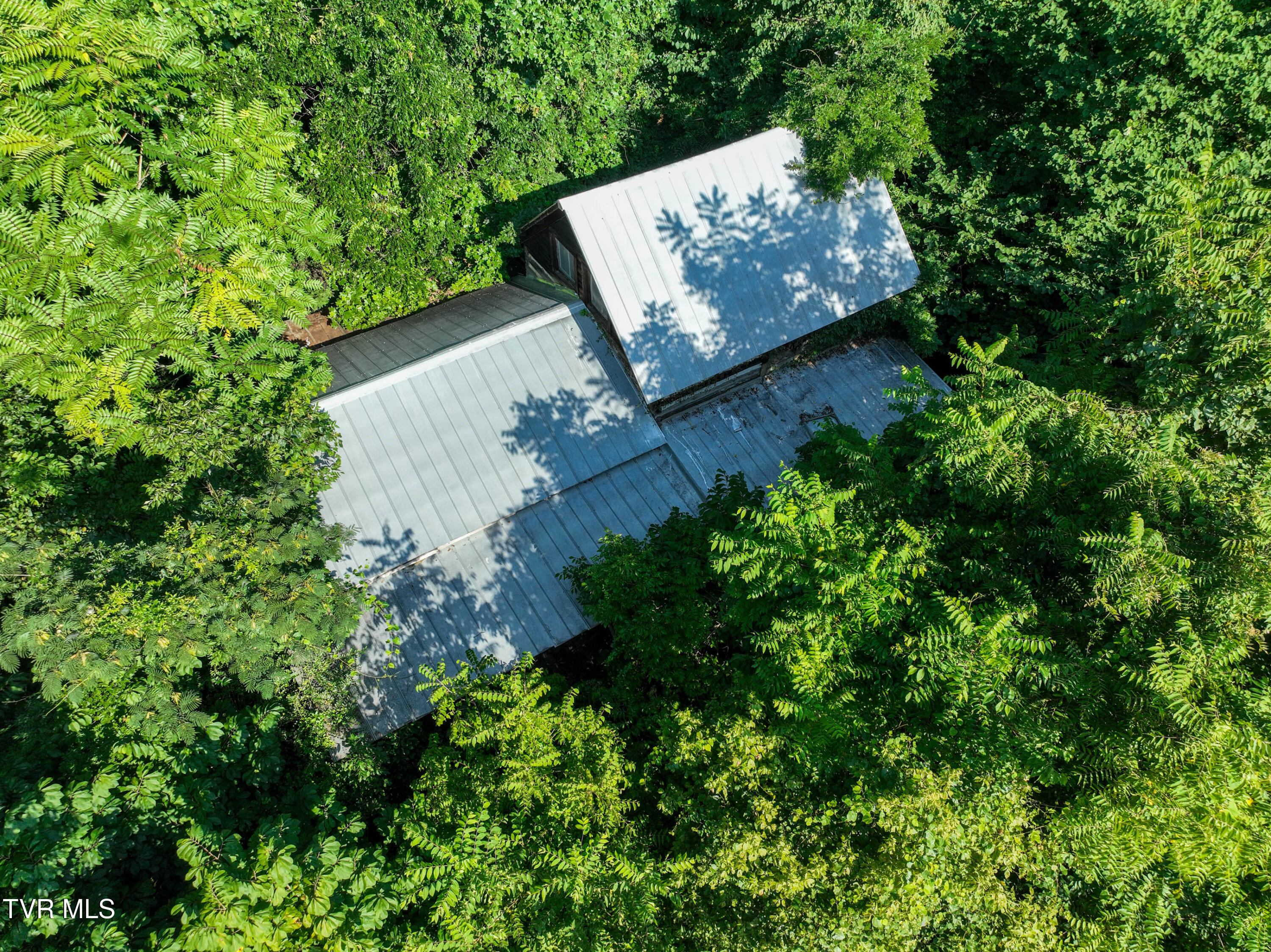 412 East Haw Ridge E. Road