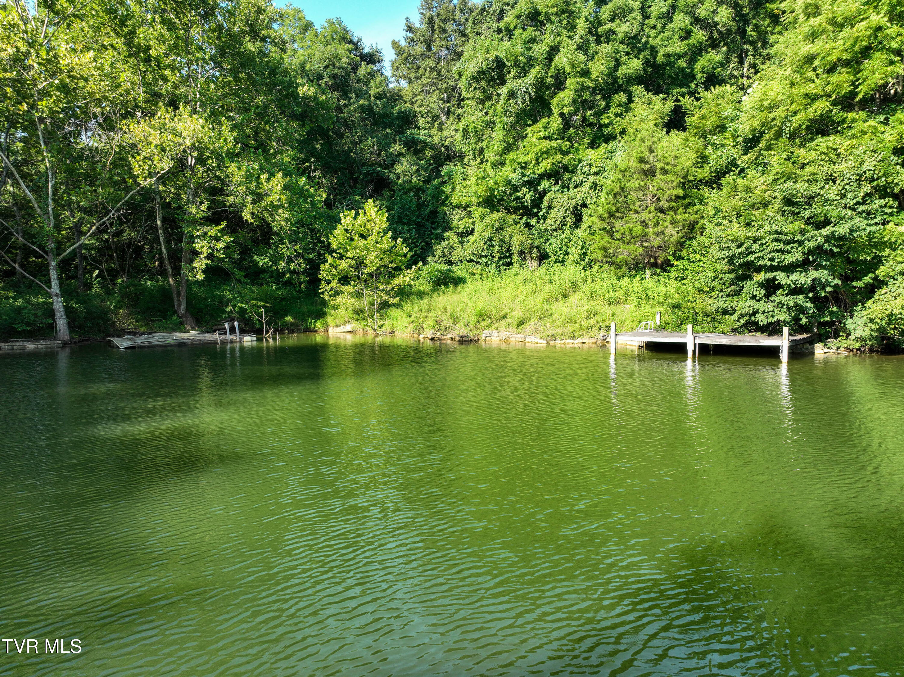 412 East Haw Ridge E. Road