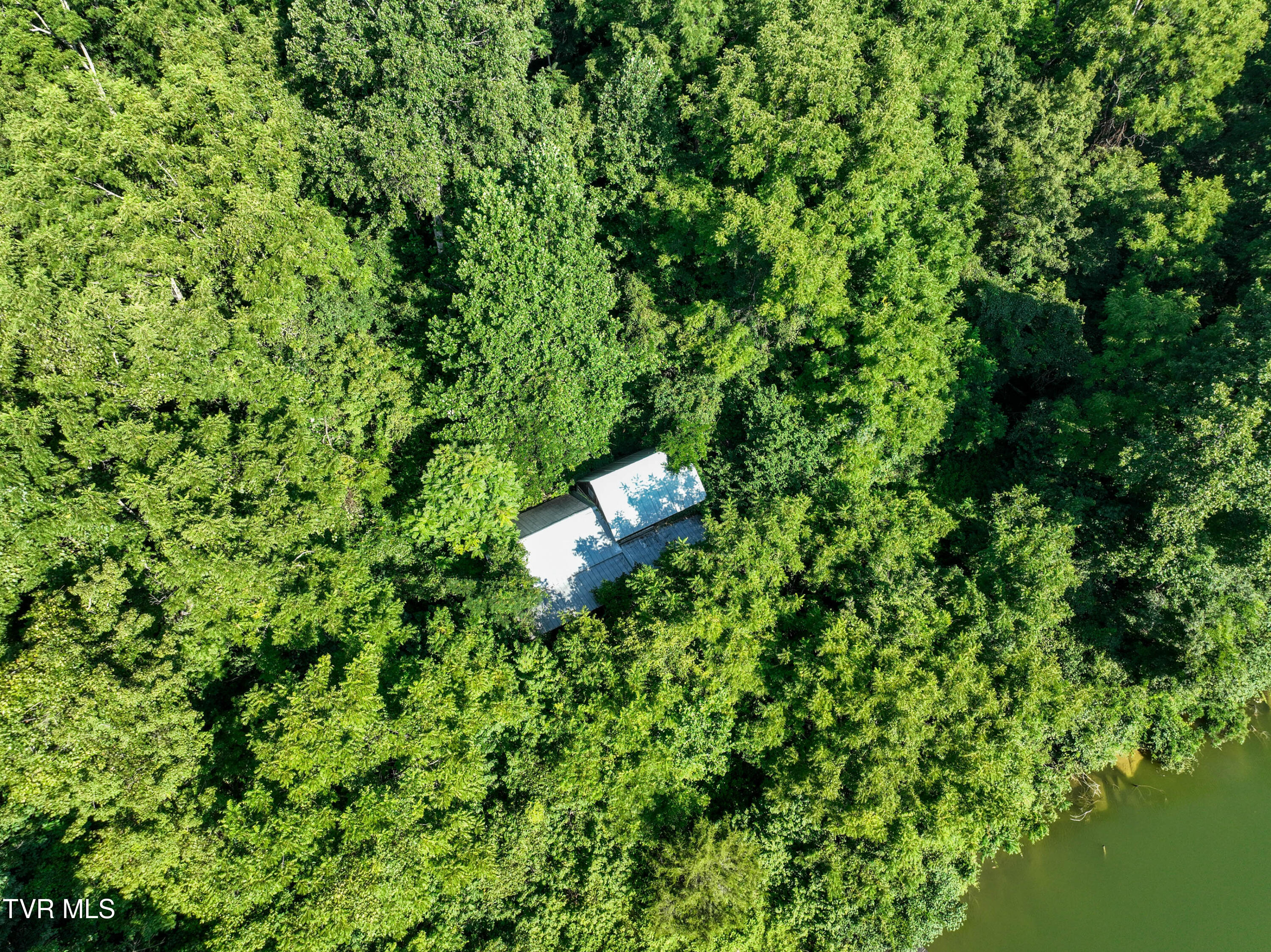 412 East Haw Ridge E. Road