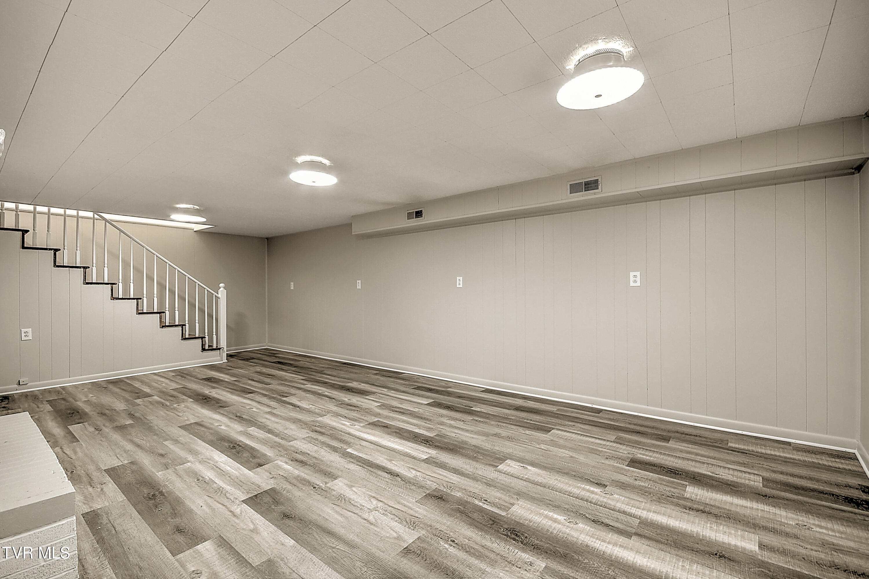 1204 West Carters Valley Road