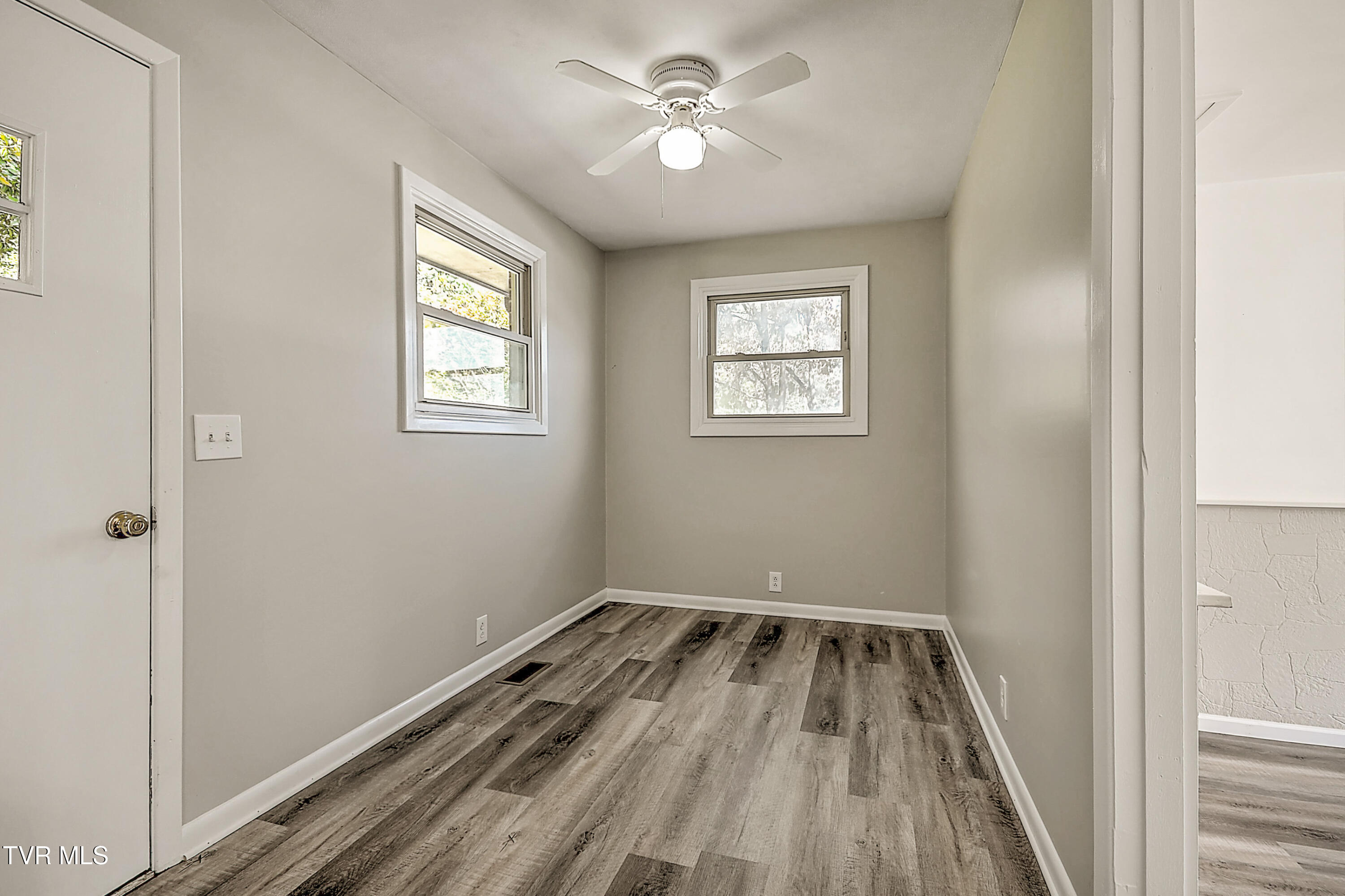 1204 West Carters Valley Road