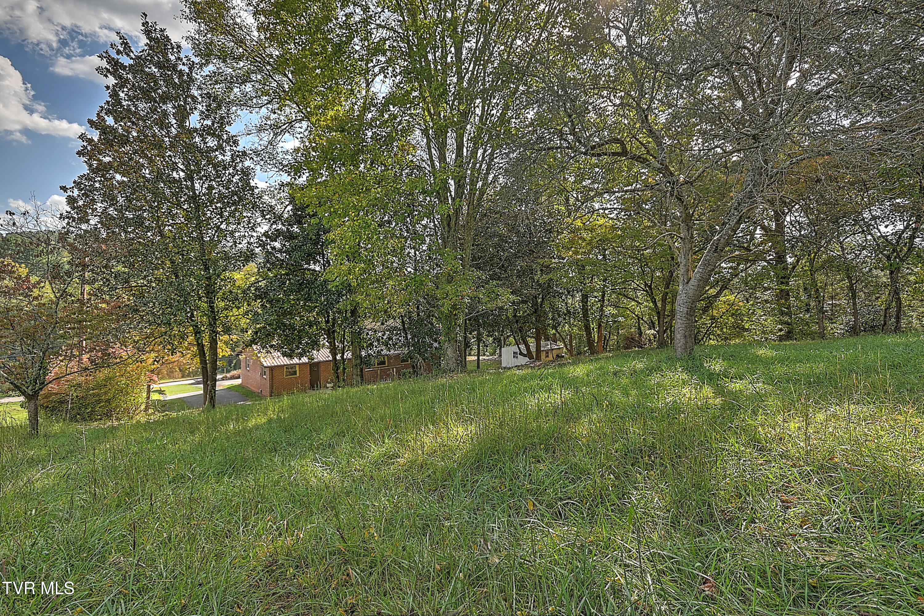 1204 West Carters Valley Road