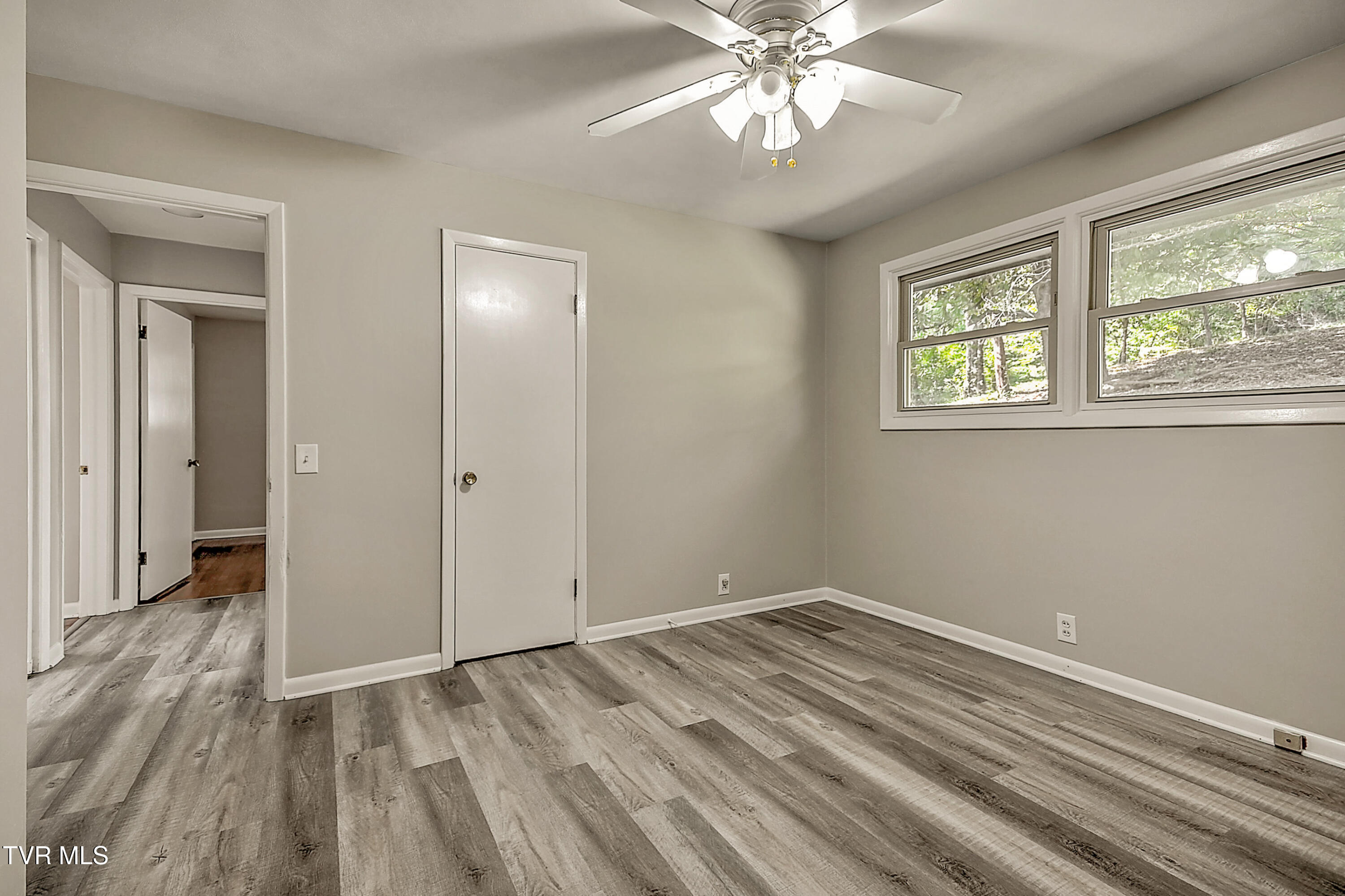 1204 West Carters Valley Road