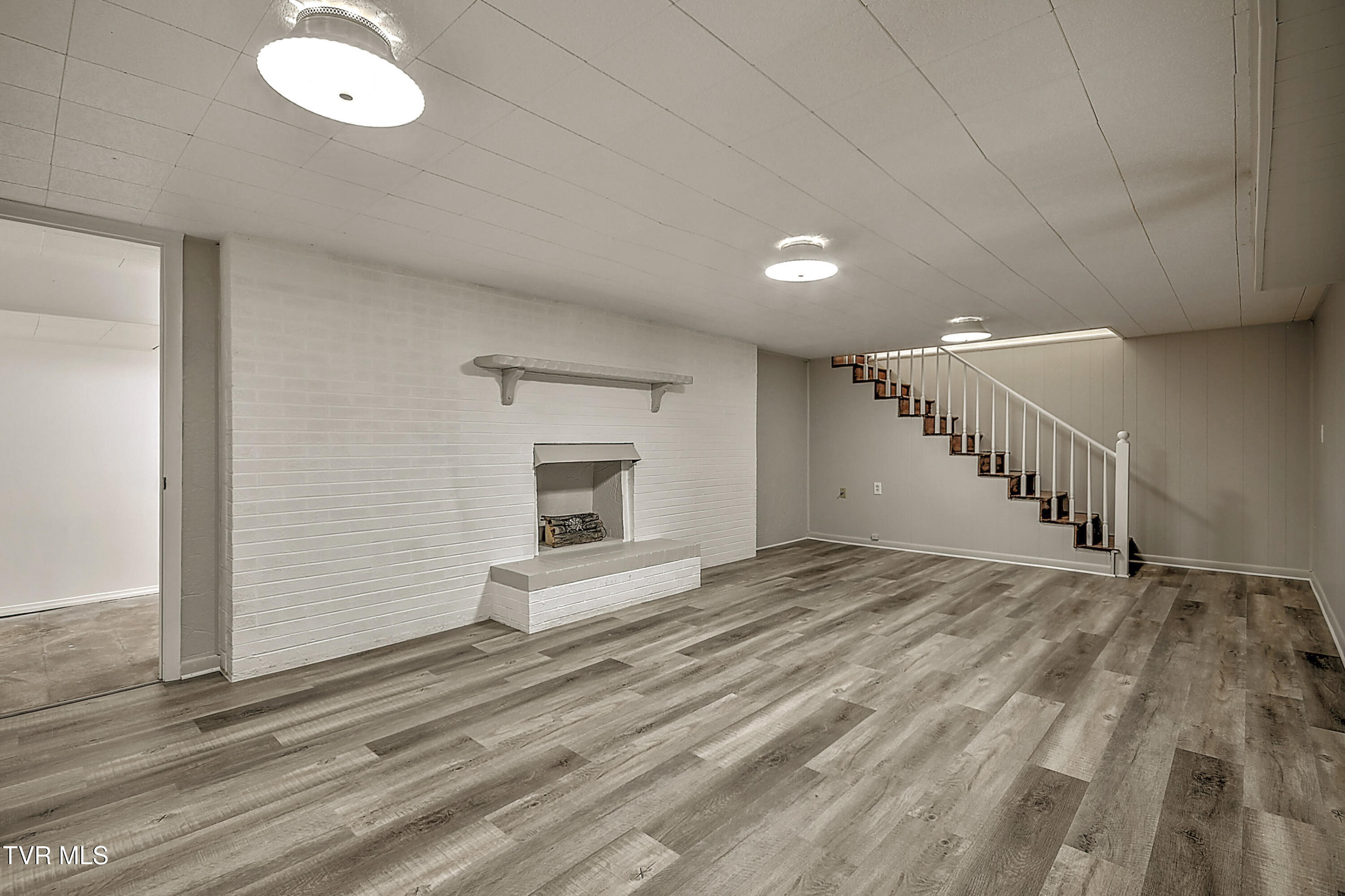 1204 West Carters Valley Road