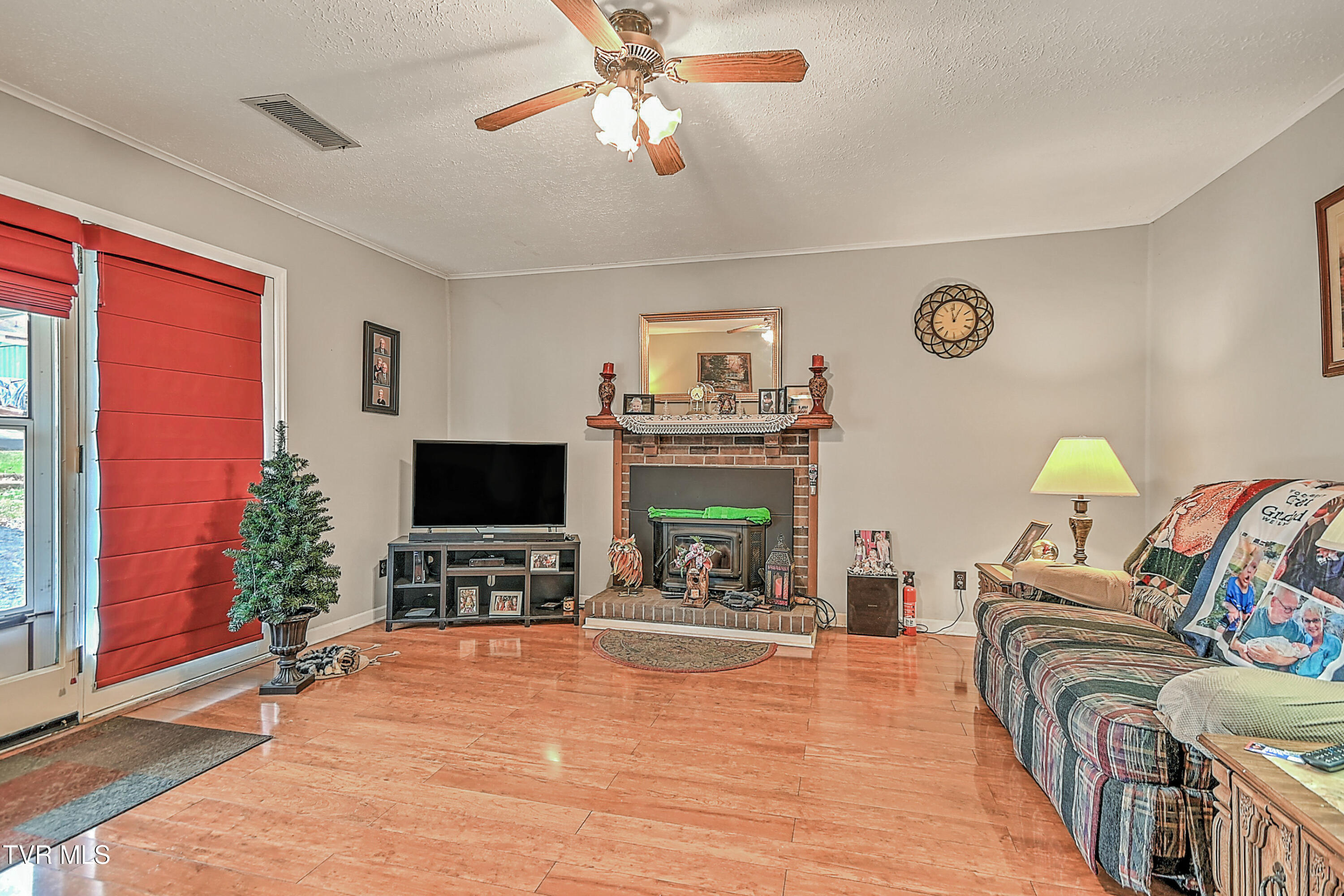 270 Alders Place Extension