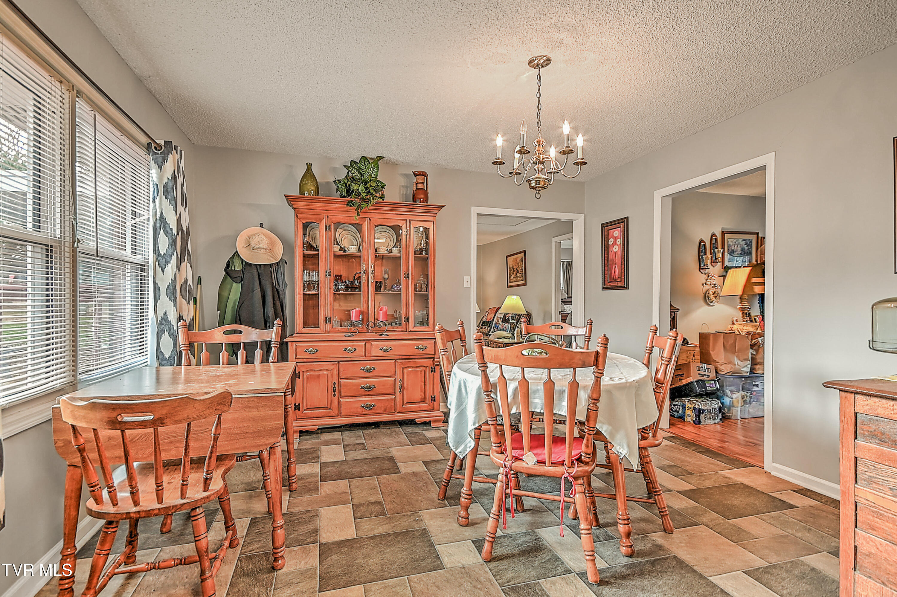 270 Alders Place Extension