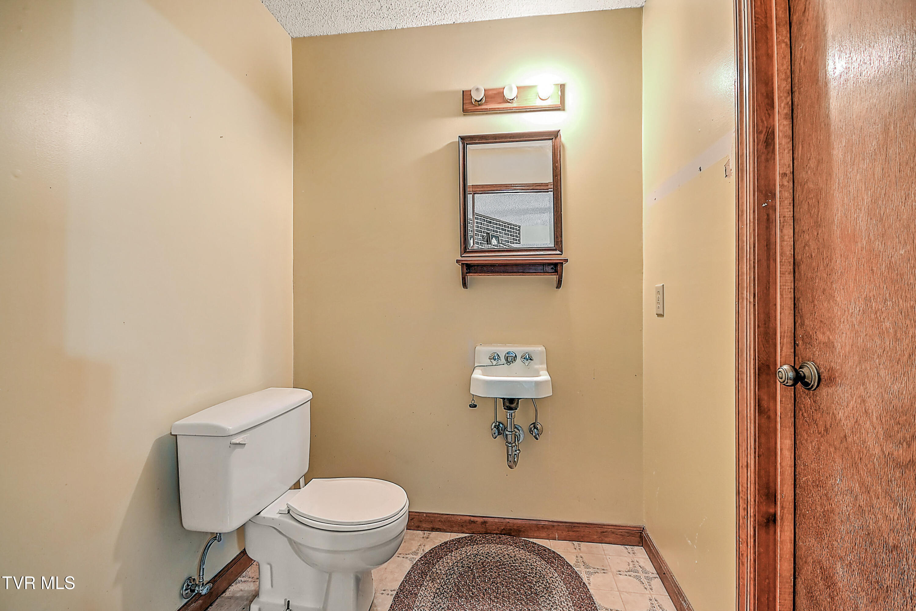 423 Kendricks Hollow Road