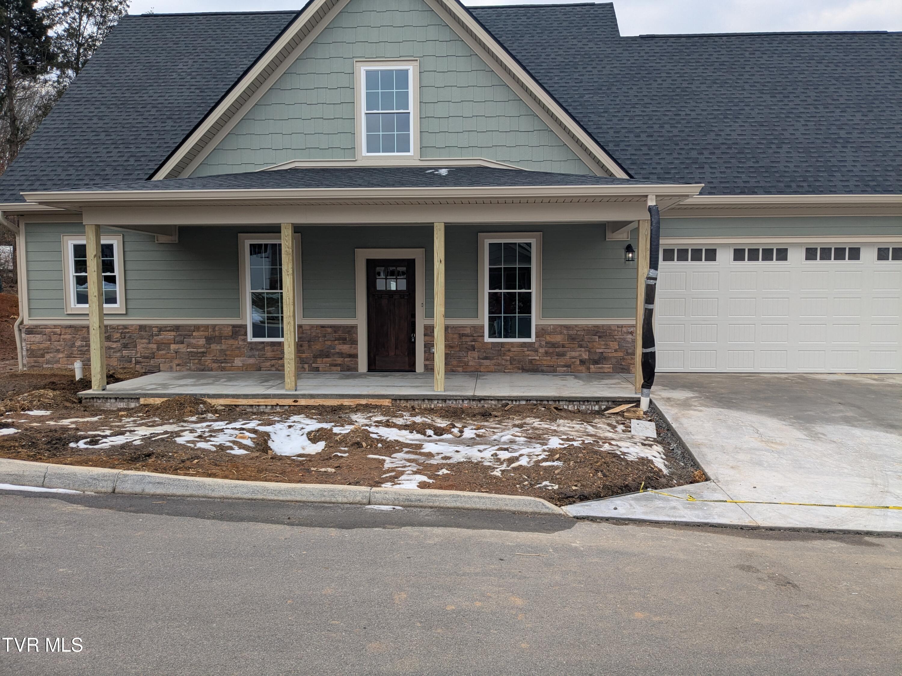 505 Hickory Tree Pvt Drive