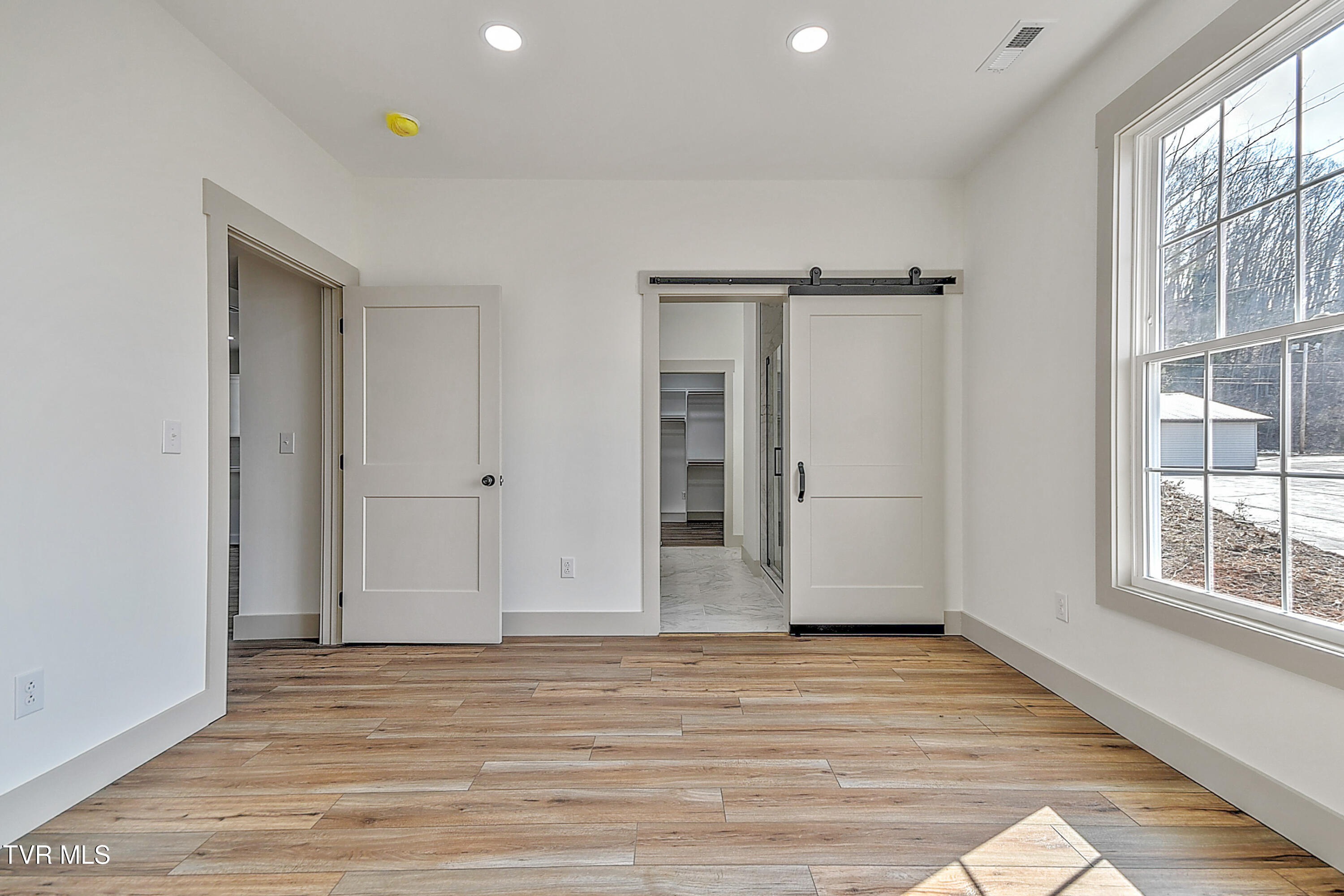 505 Hickory Tree Pvt Drive