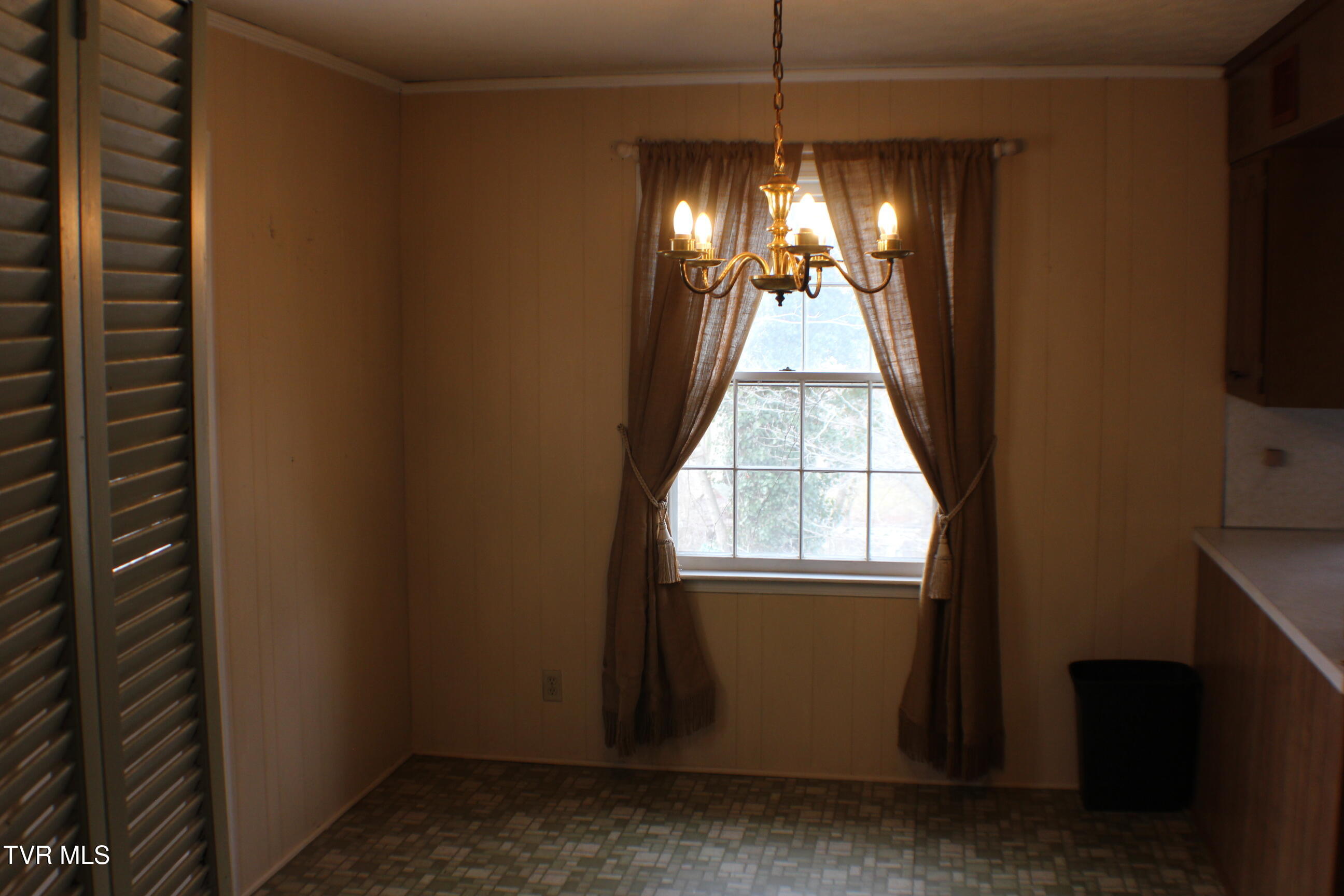 201 Coralwood Drive