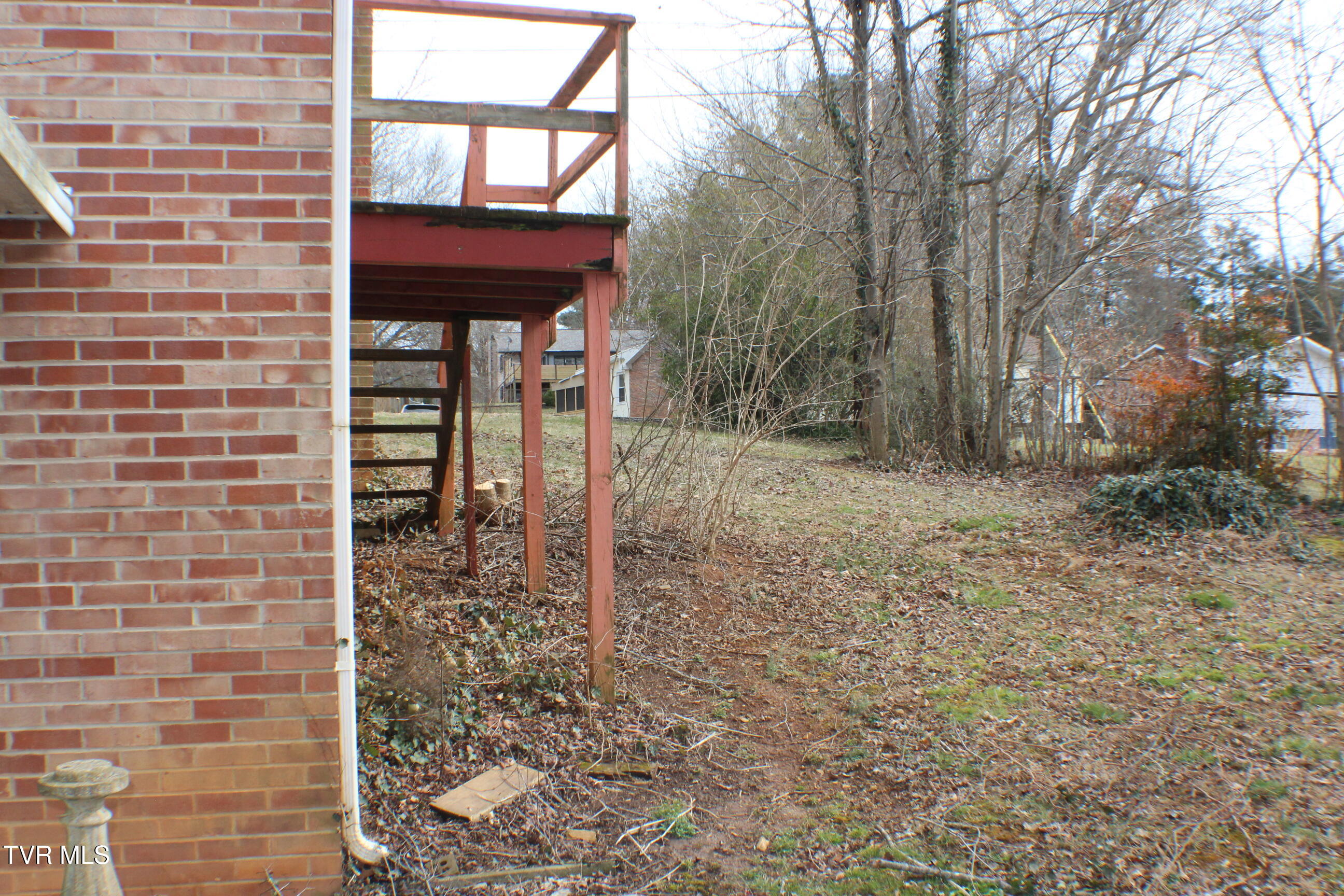 201 Coralwood Drive