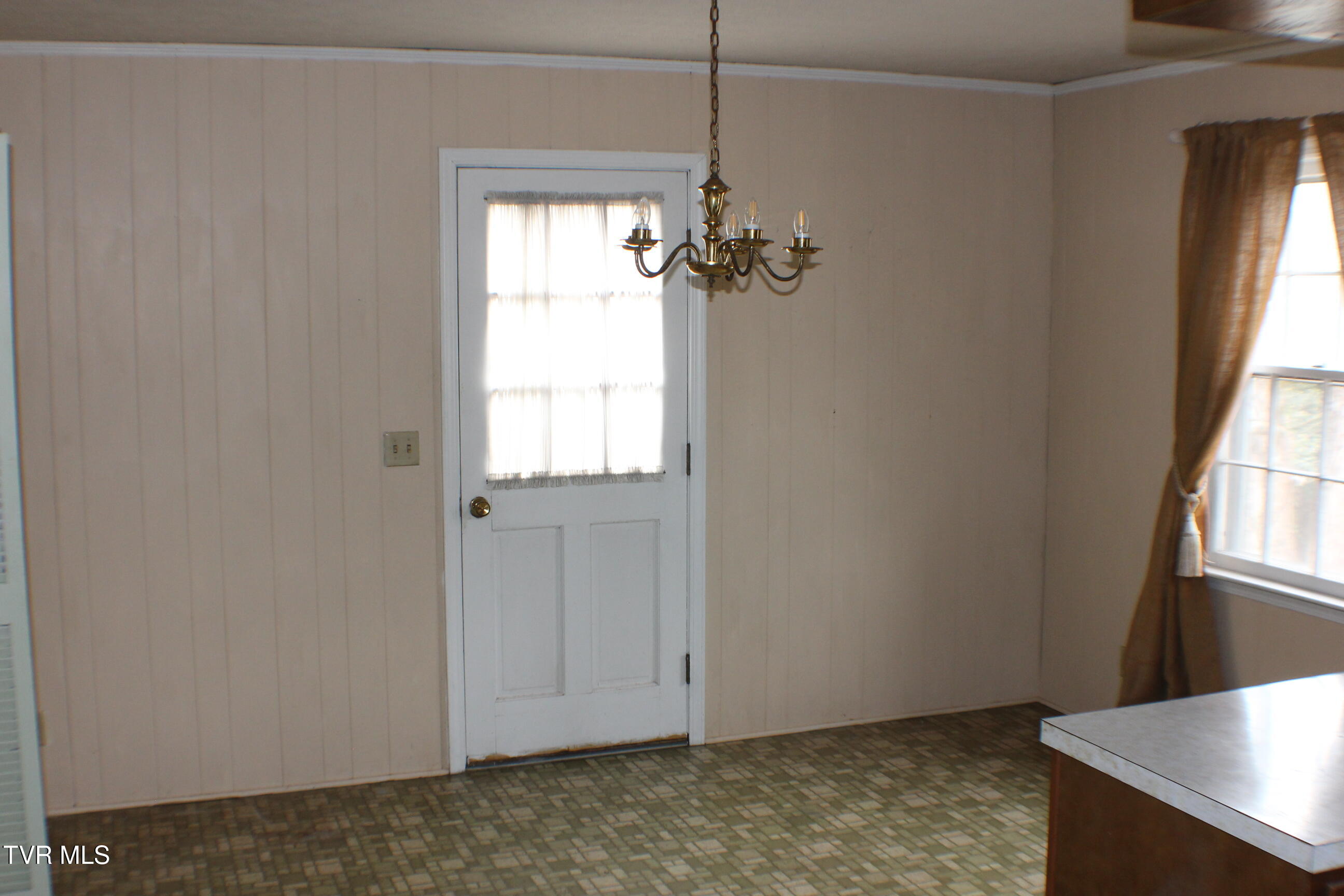 201 Coralwood Drive