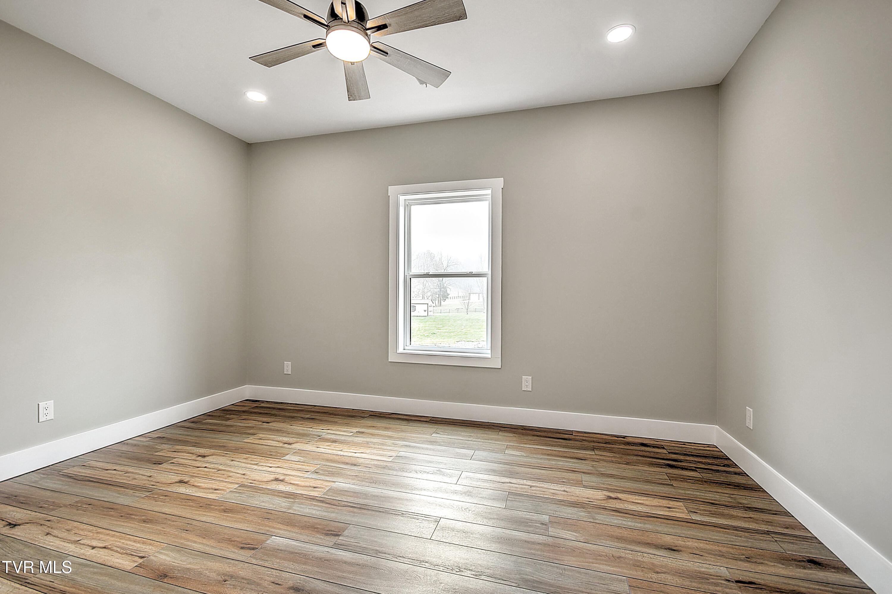 1805 Rock Springs Road