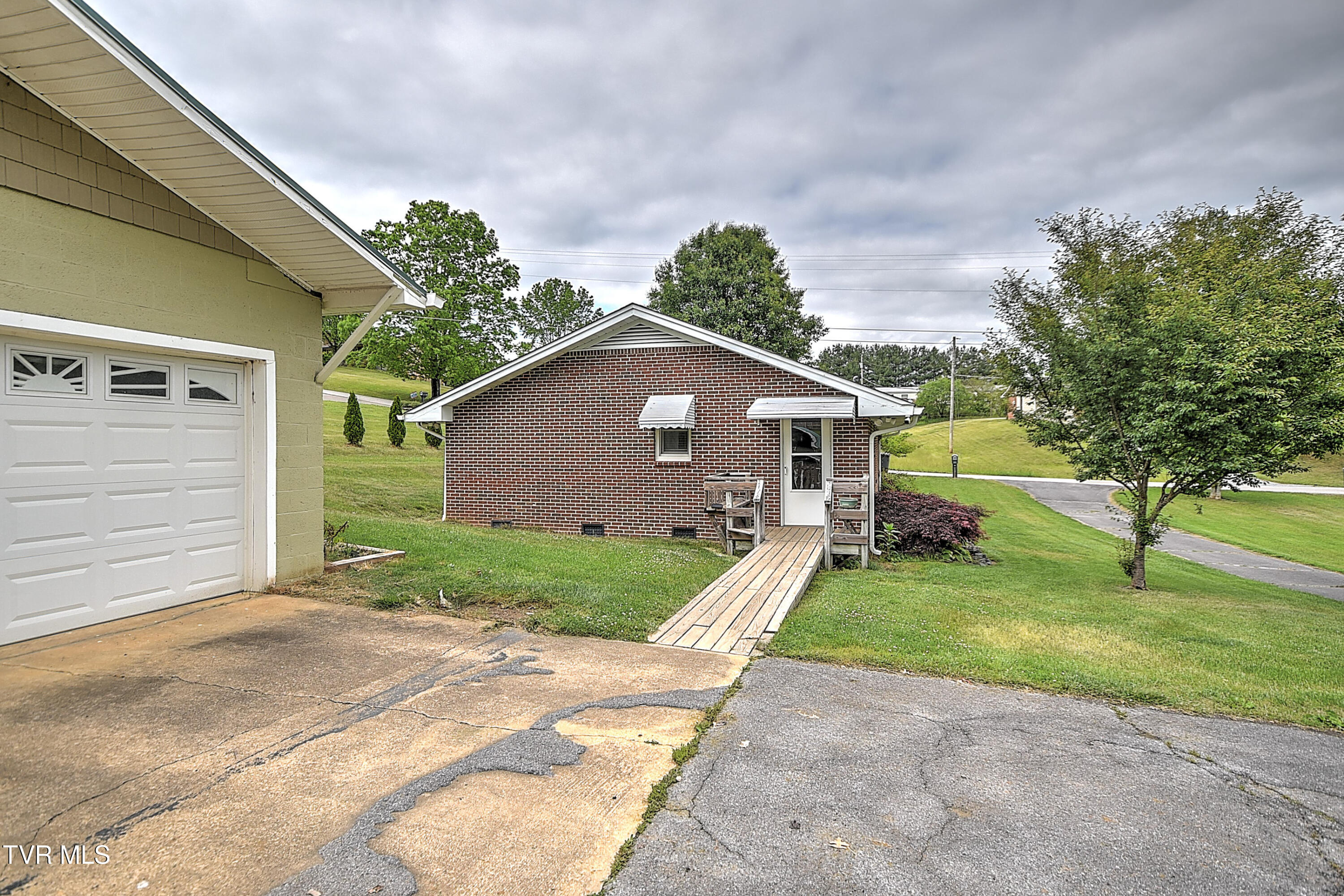 257 Mockingbird Lane