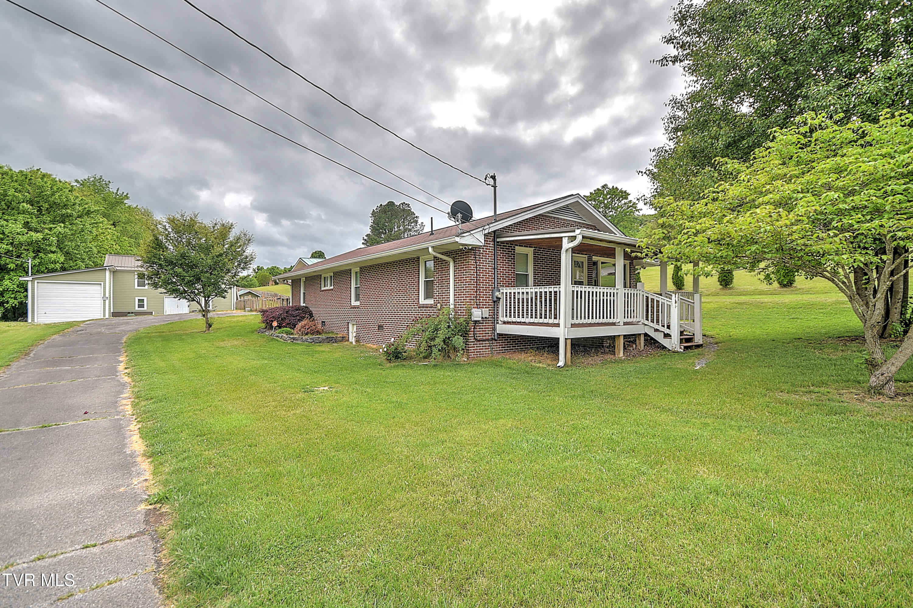 257 Mockingbird Lane