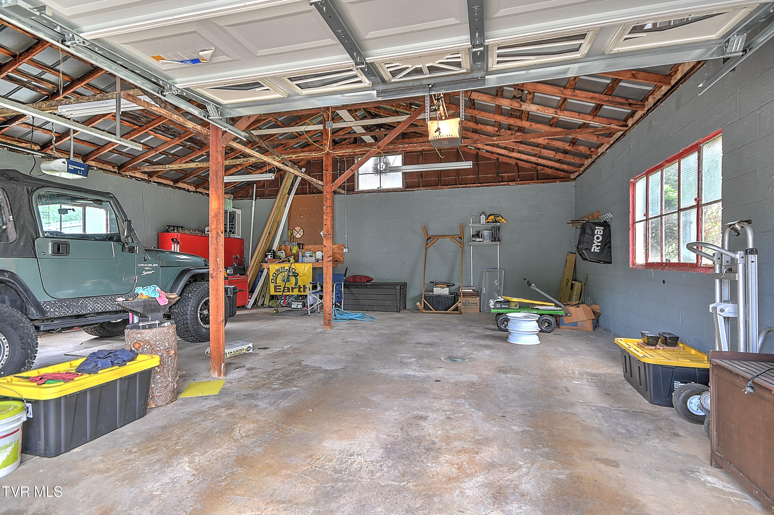 257 Mockingbird Lane