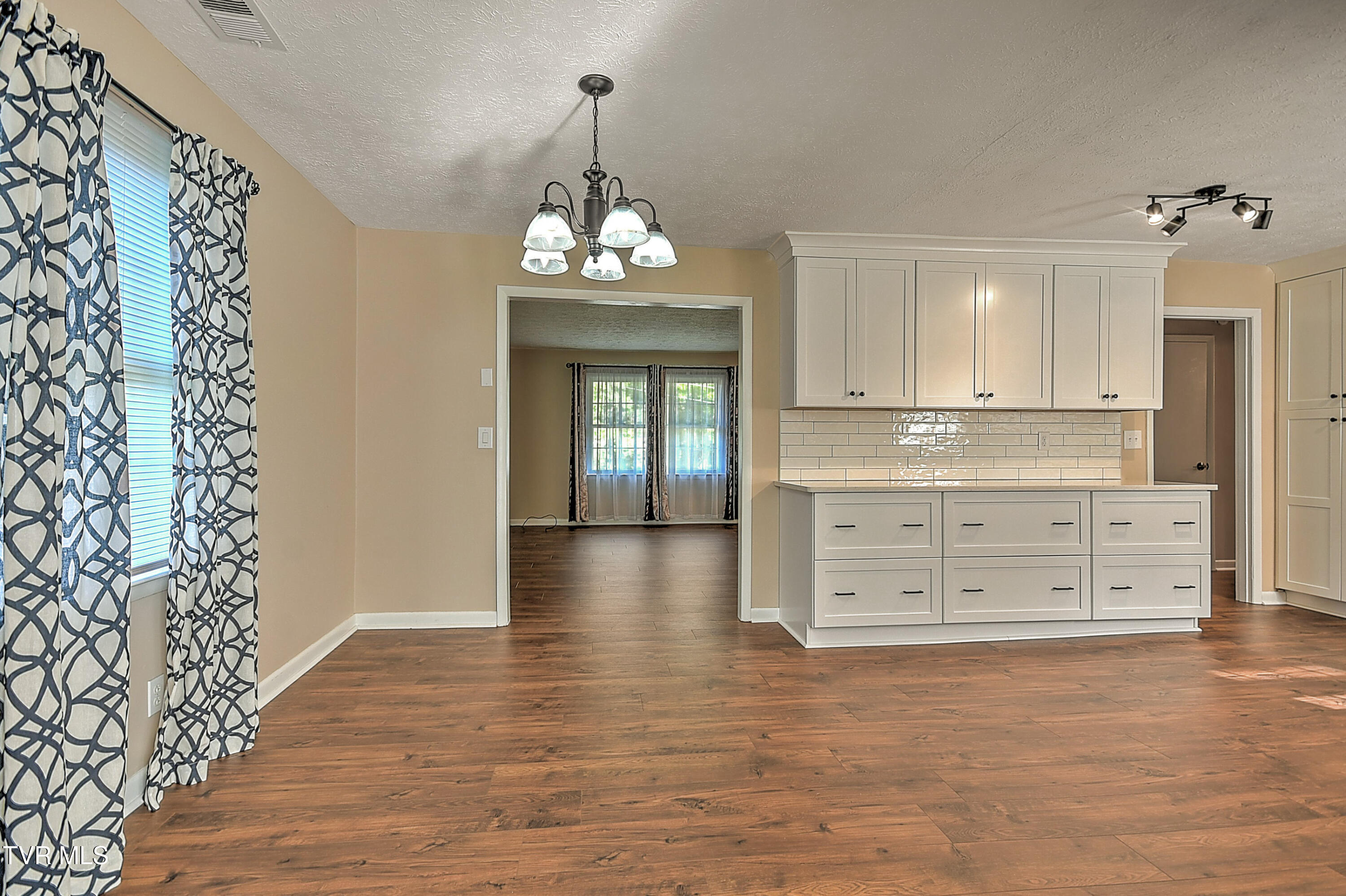 3604 Deland Drive