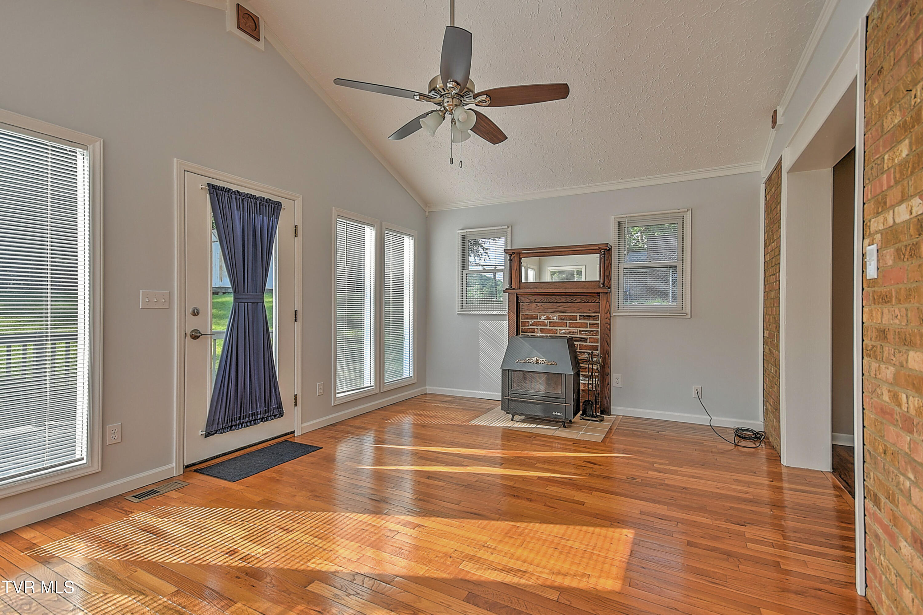 3604 Deland Drive