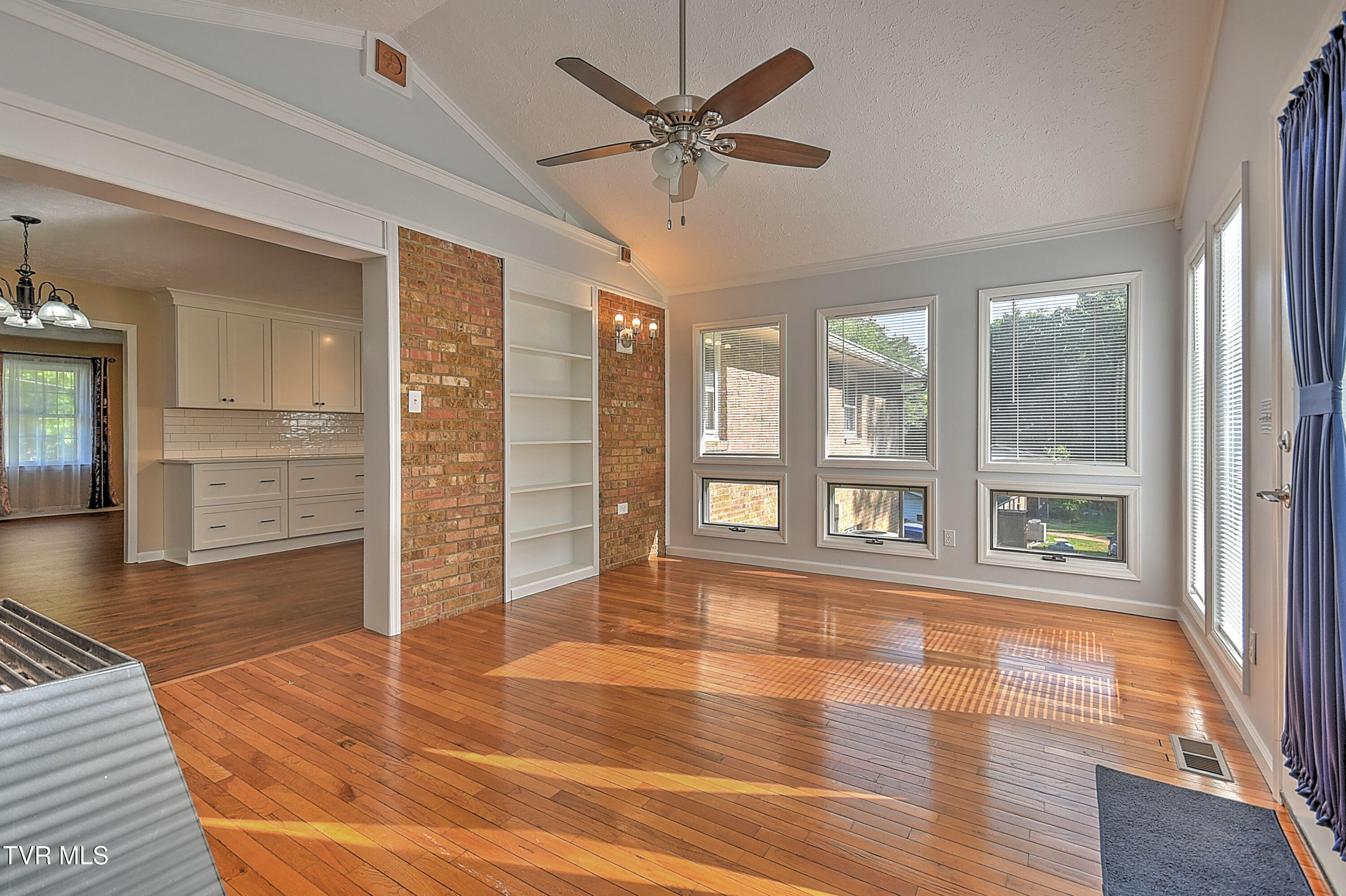 3604 Deland Drive