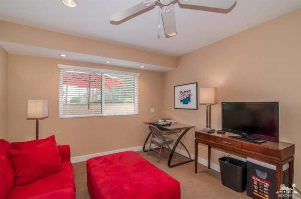 48275 Racquet Lane Lane