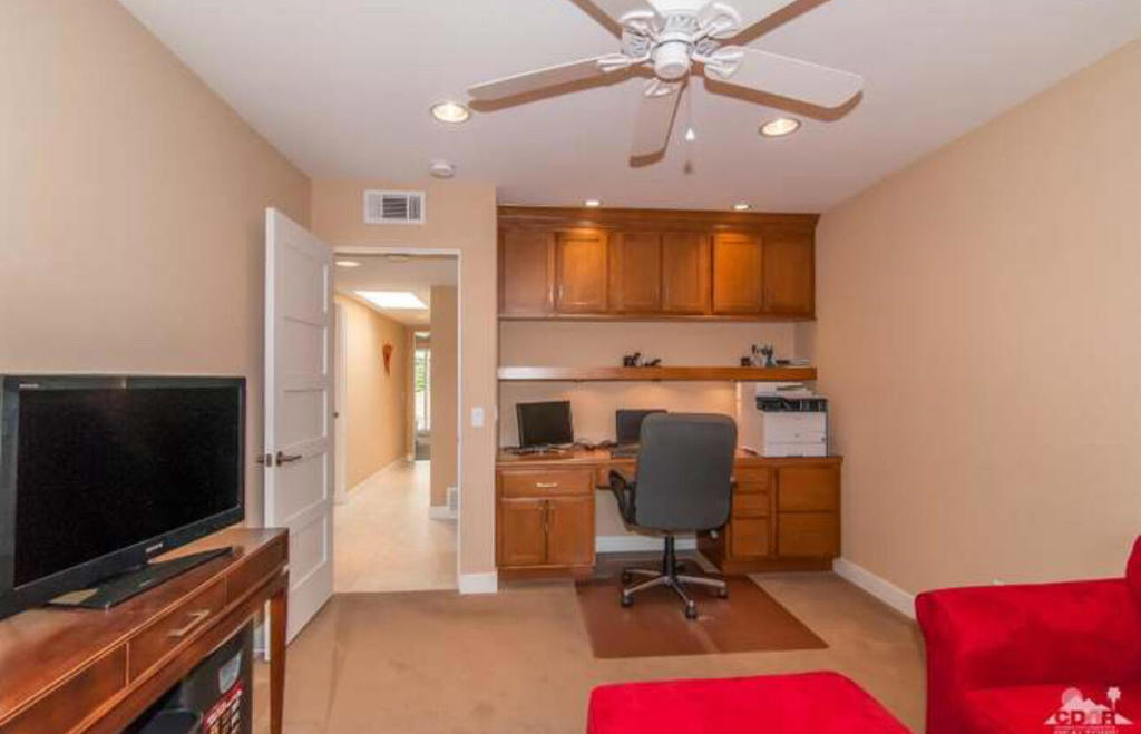 48275 Racquet Lane Lane