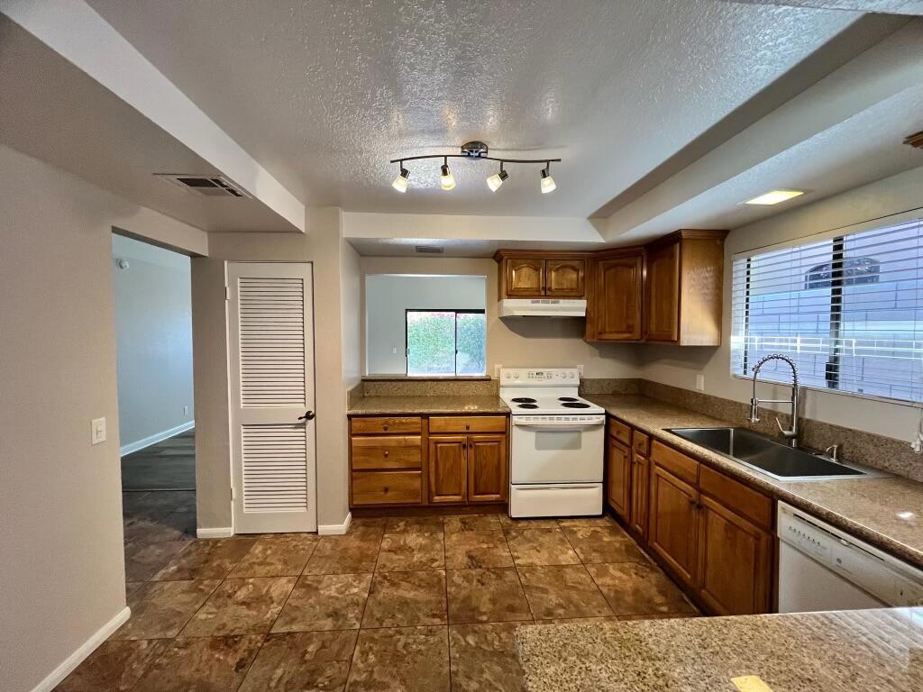 51780 51780 Avenida Diaz