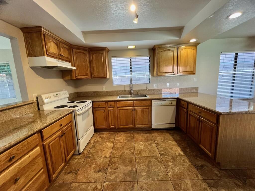 51780 51780 Avenida Diaz