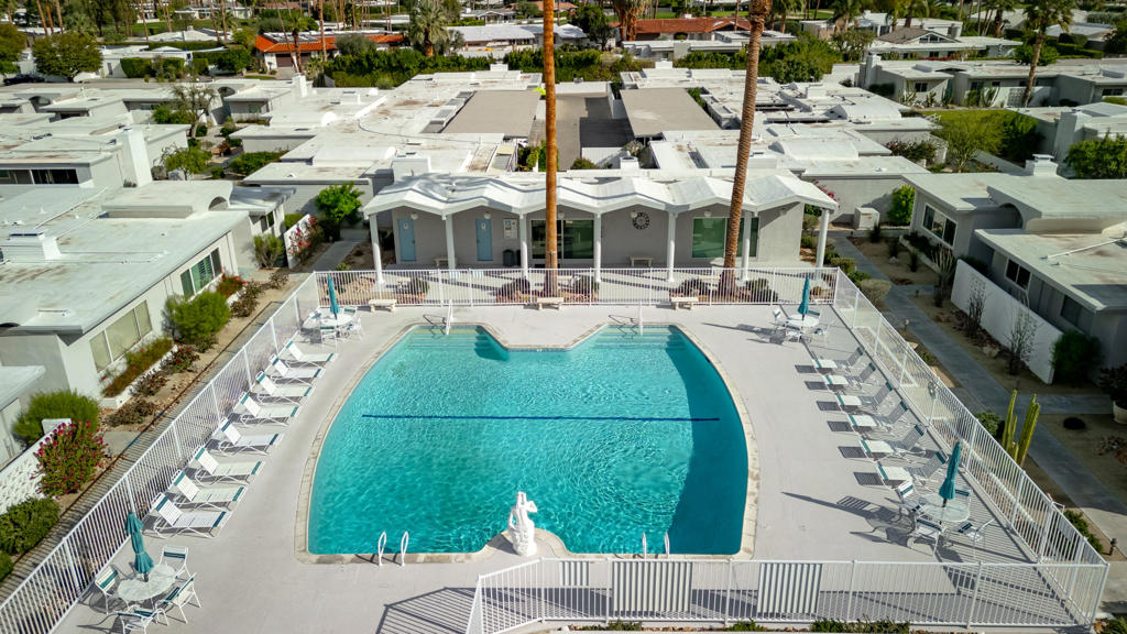 2518 S Sierra Madre