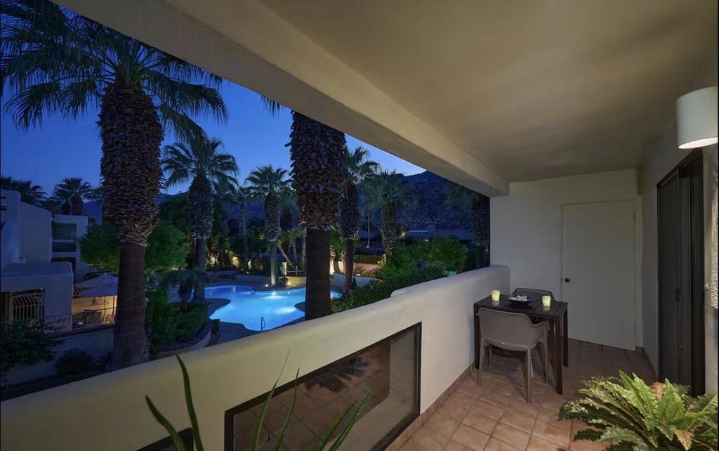 255 E Avenida Granada 322