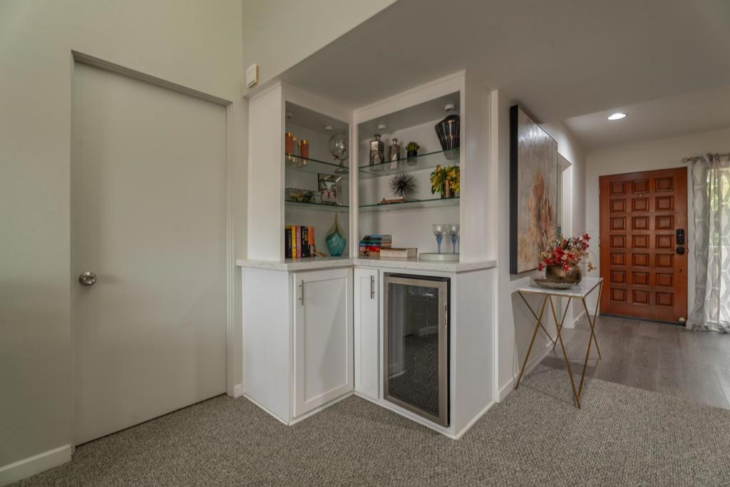 255 E Avenida Granada 322