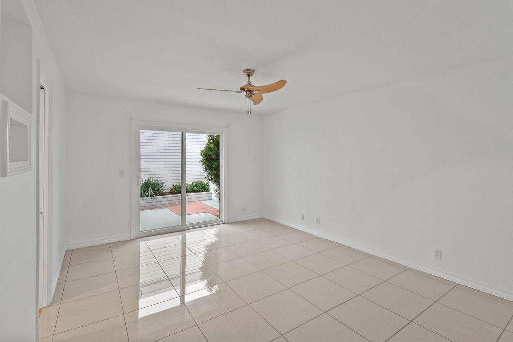 2518 S Sierra Madre