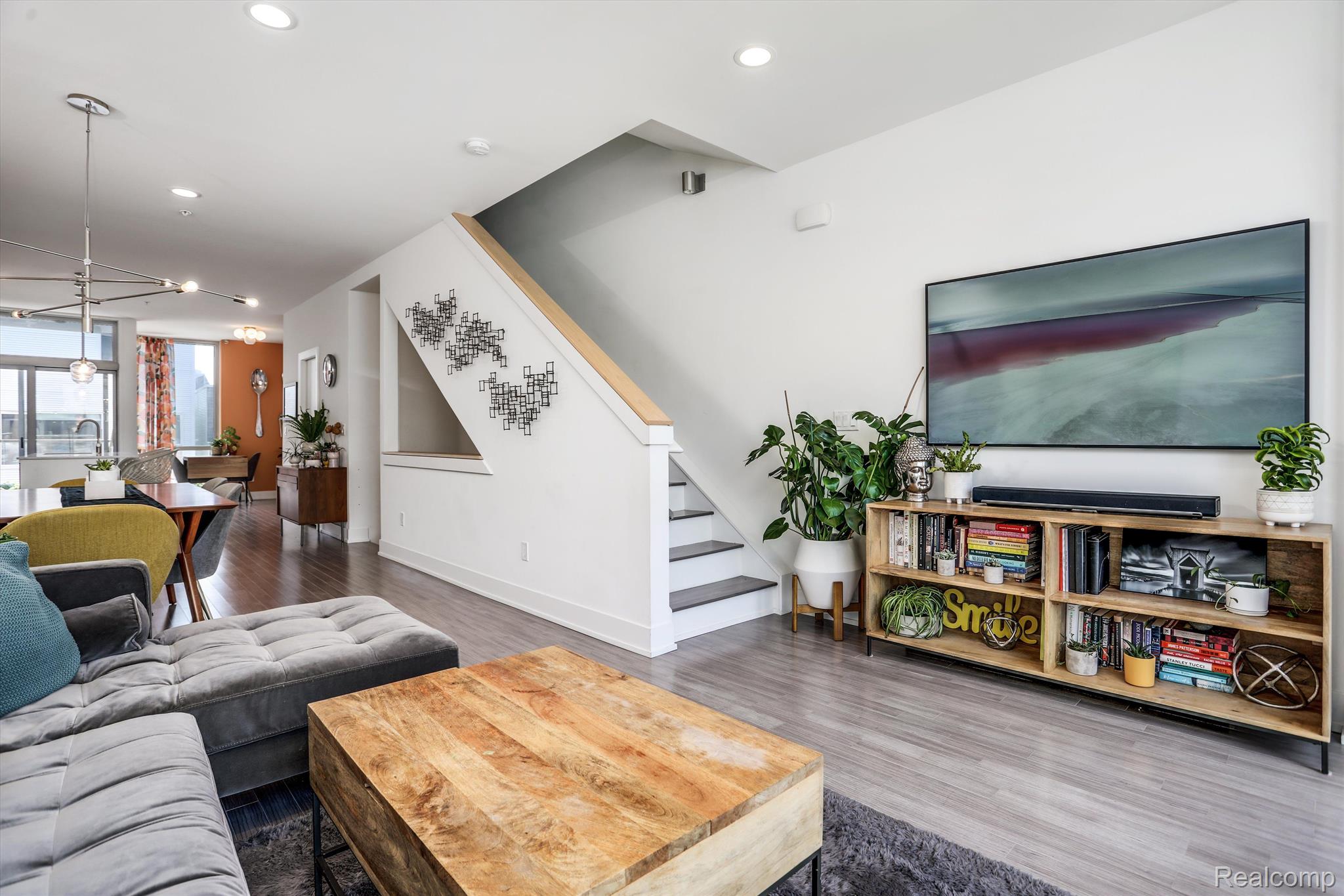 216 Alfred Street