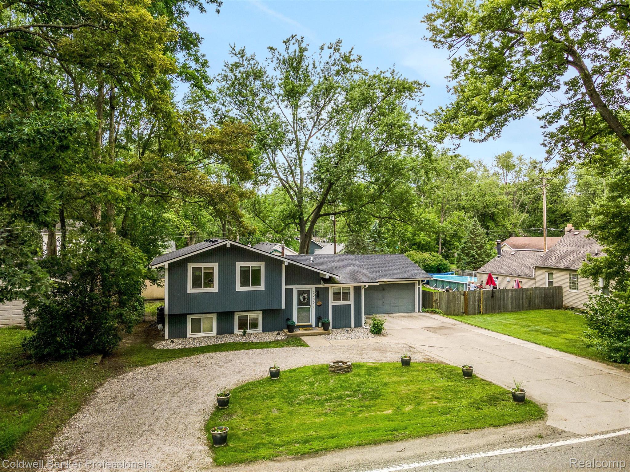 3200 NEWTON Road
