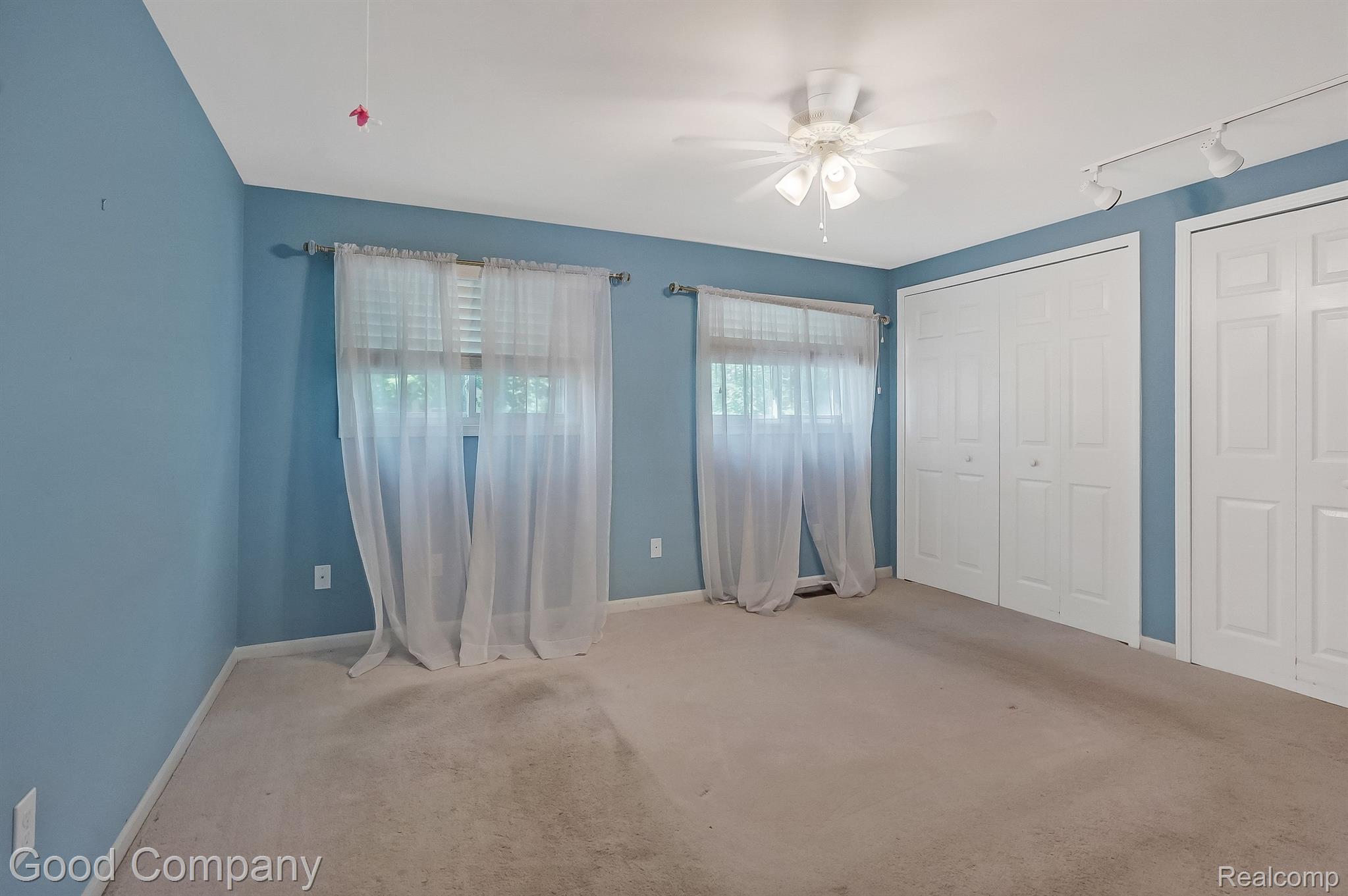 226 BROADACRE Avenue
