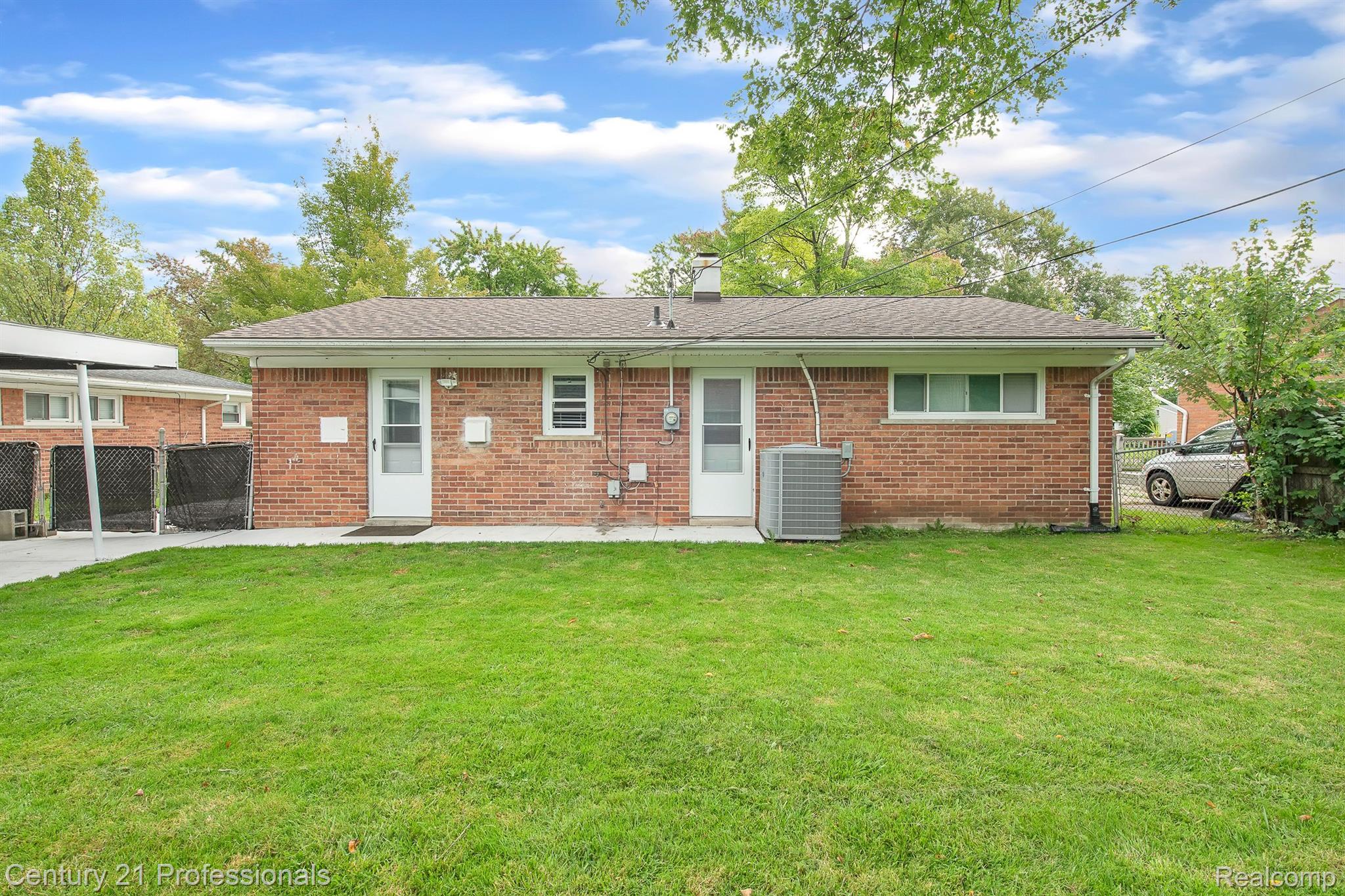 103 KENYON Drive