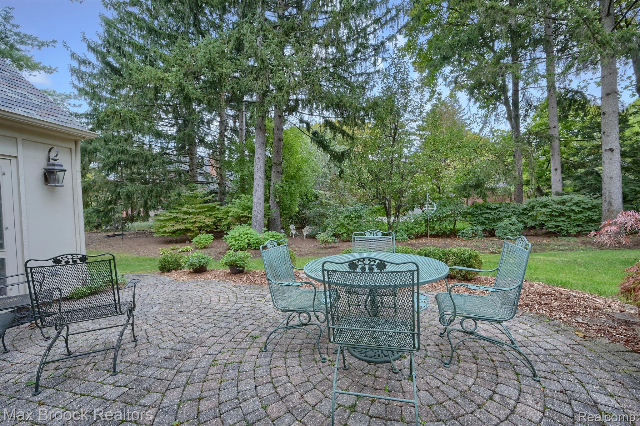 750 TENNYSON DOWNS Court