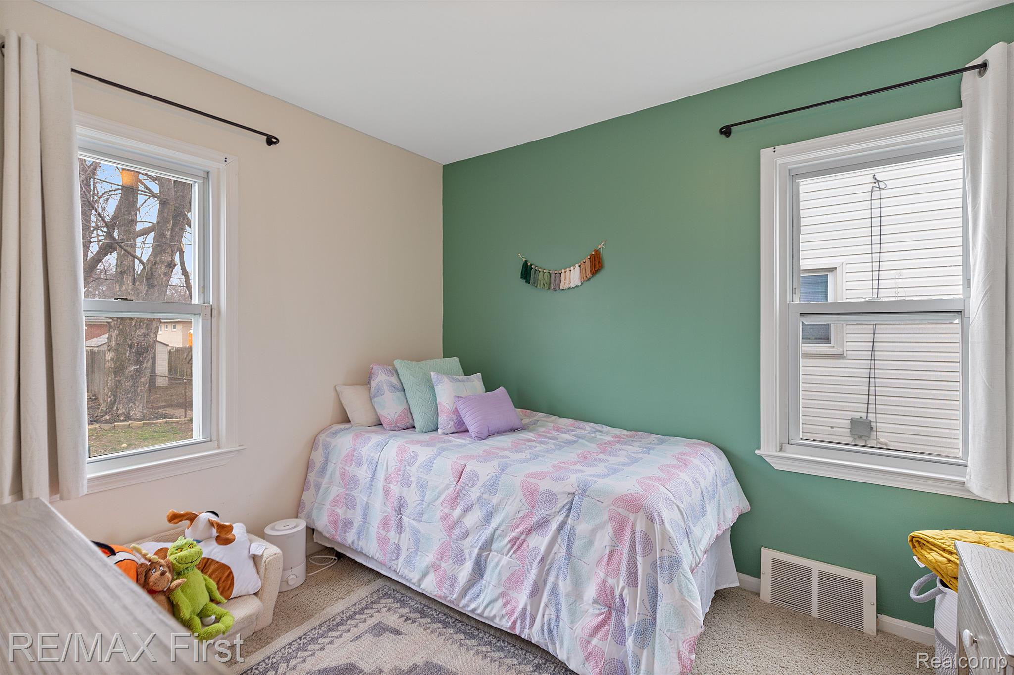 238 HIGHLAND Avenue