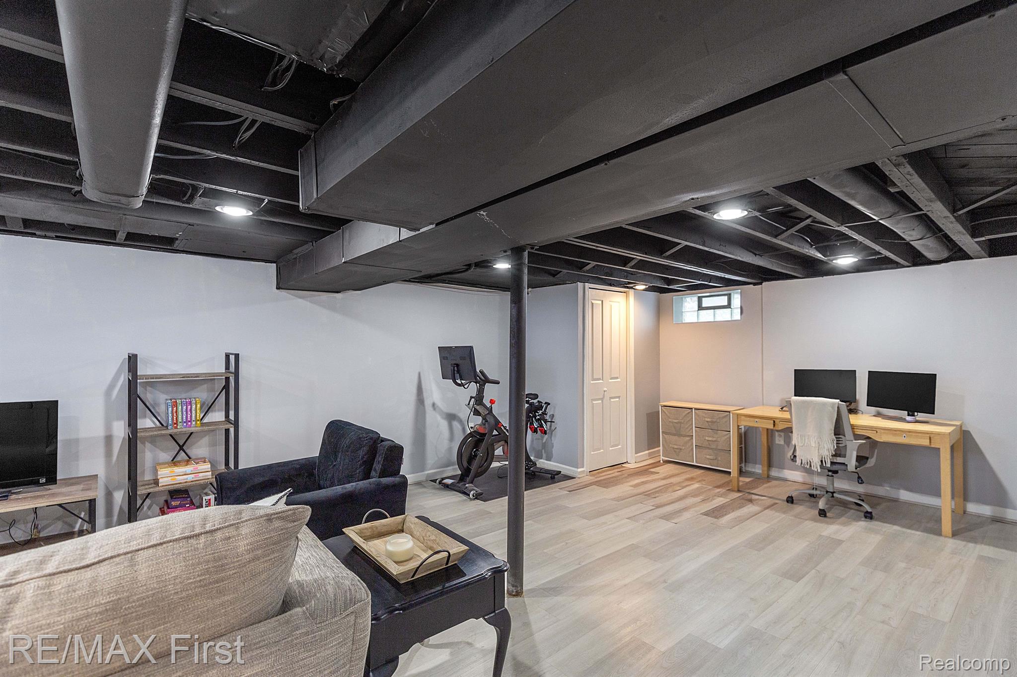 238 HIGHLAND Avenue
