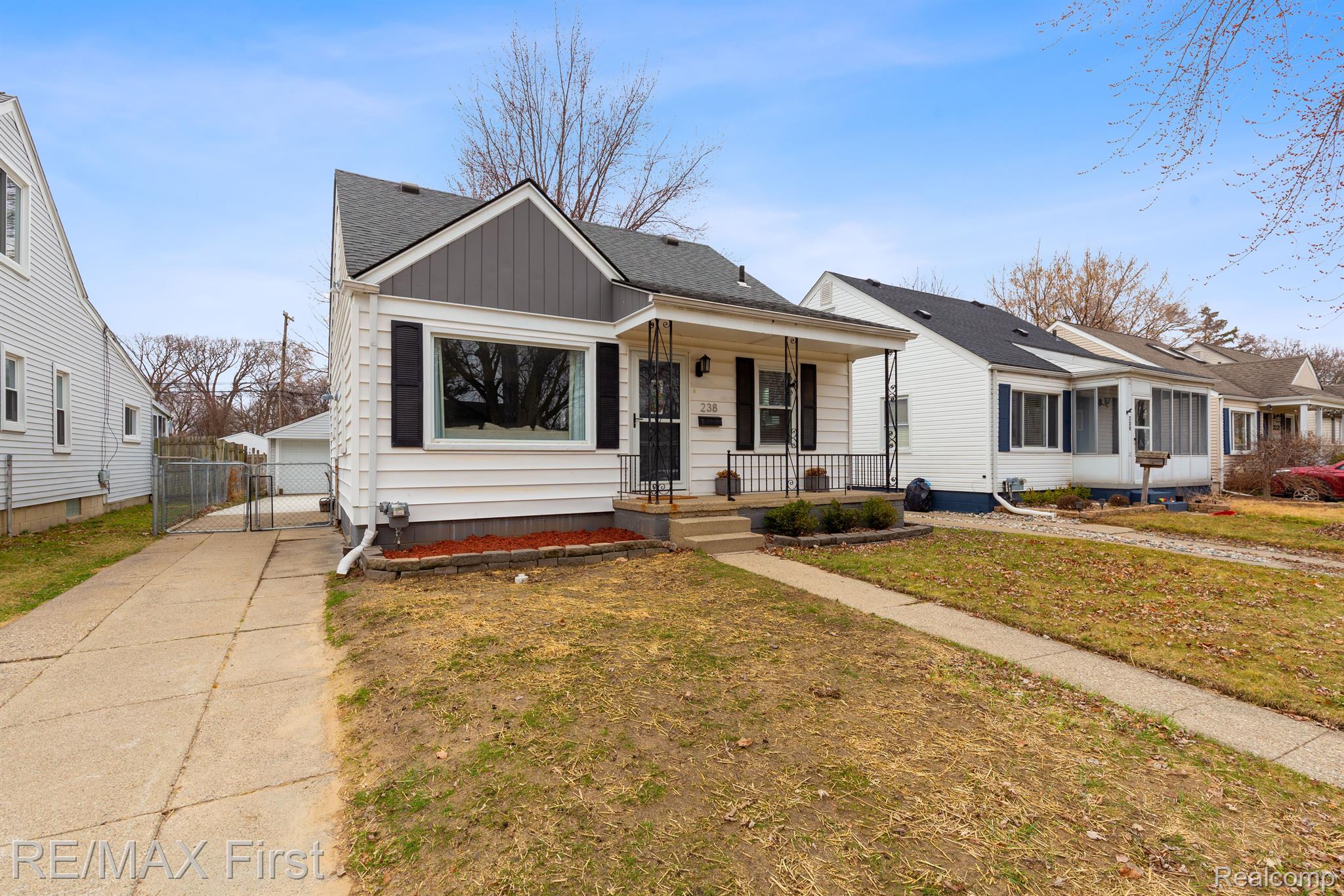 238 HIGHLAND Avenue