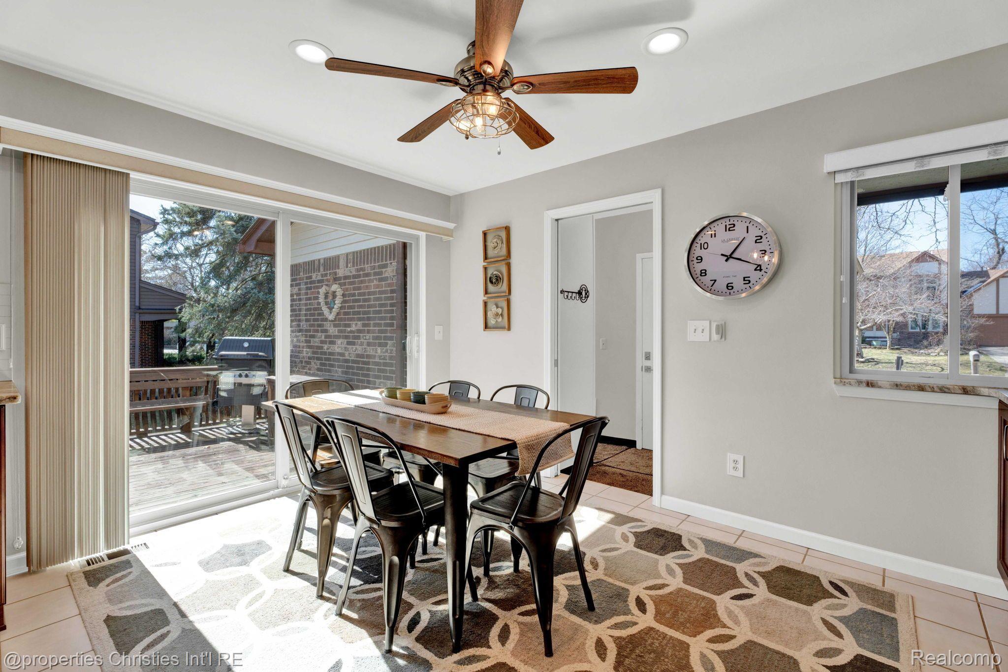 342 POWDERHORN Court