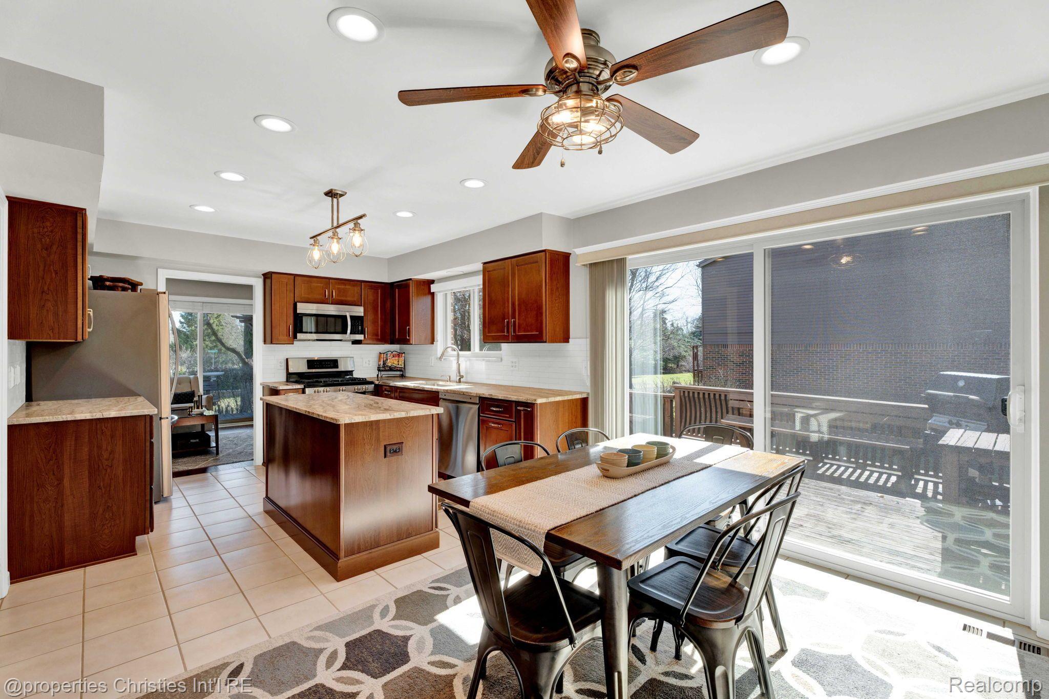 342 POWDERHORN Court
