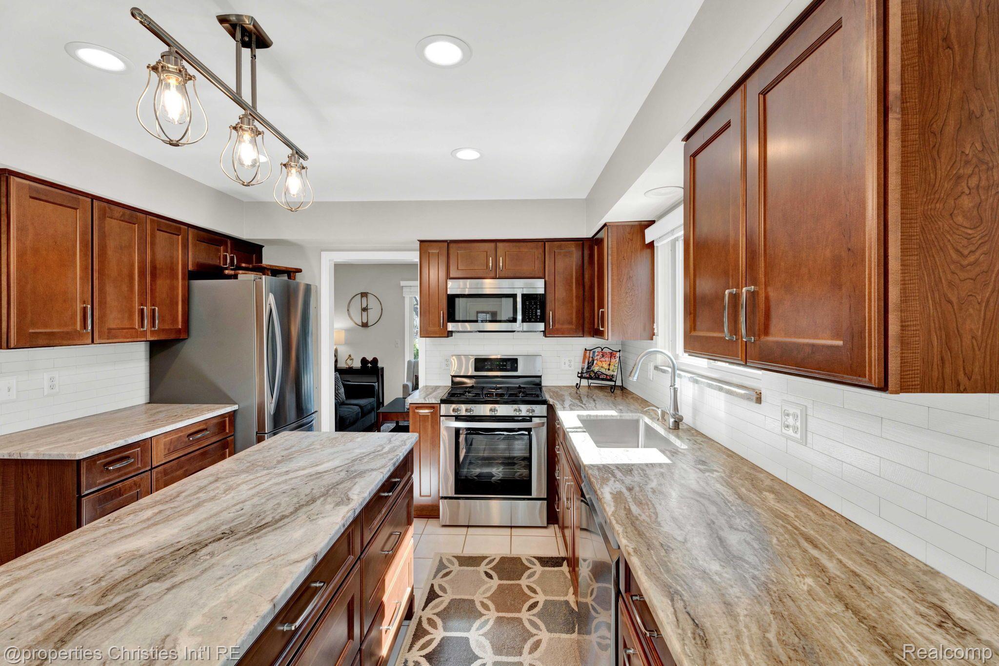 342 POWDERHORN Court