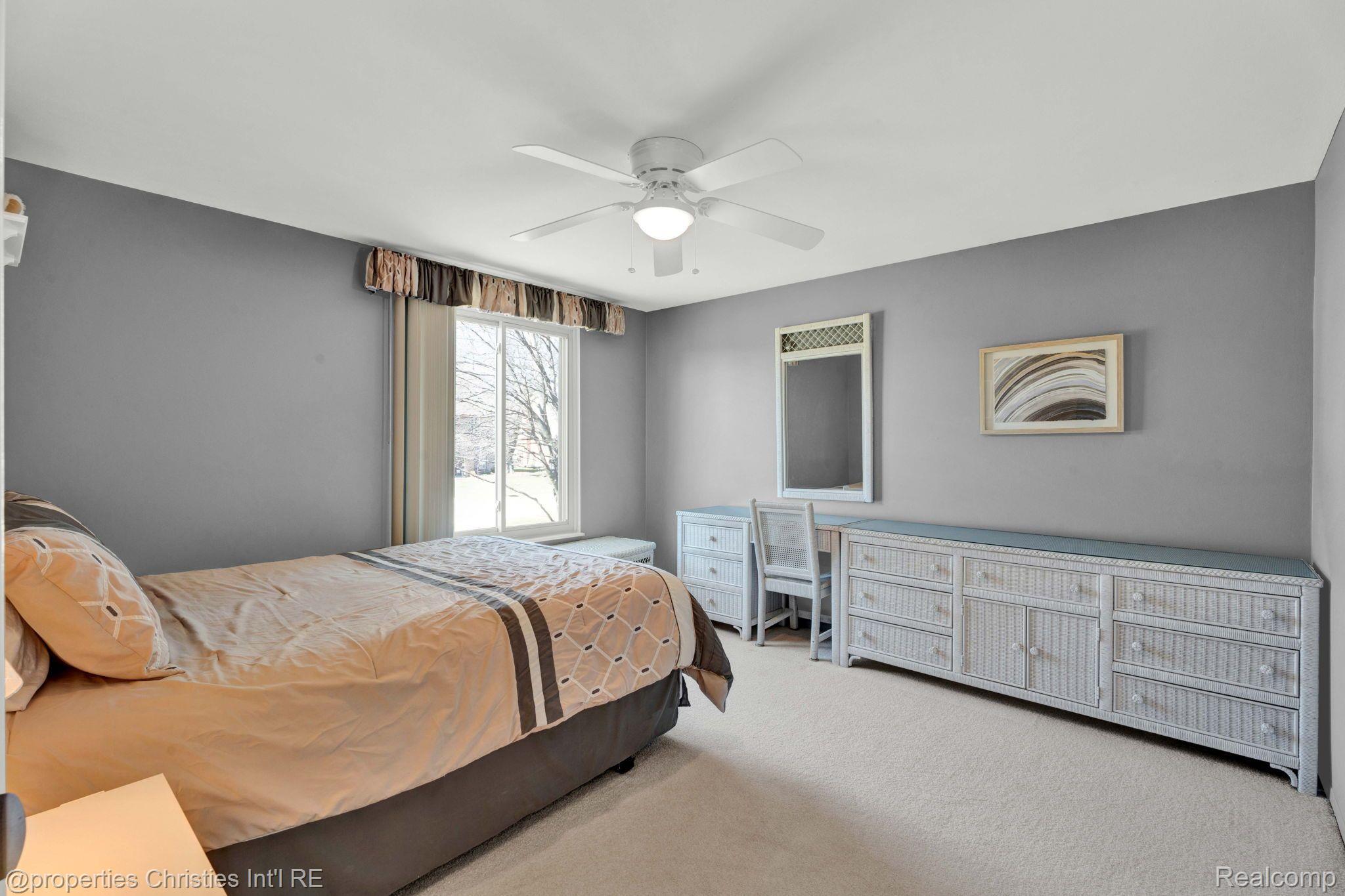 342 POWDERHORN Court