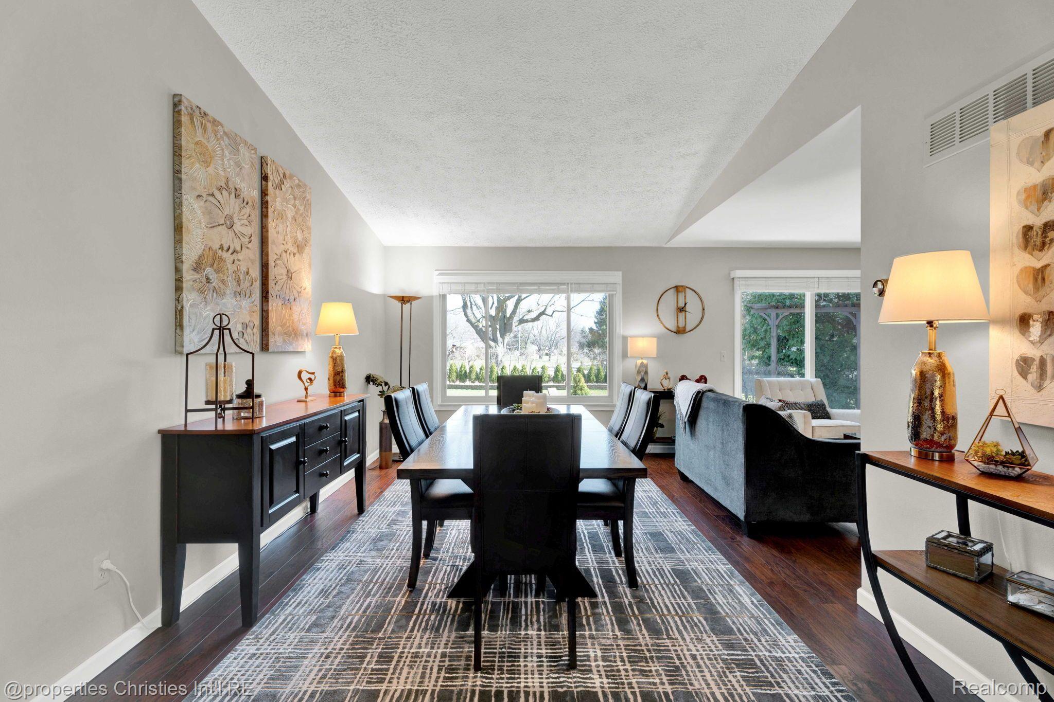 342 POWDERHORN Court