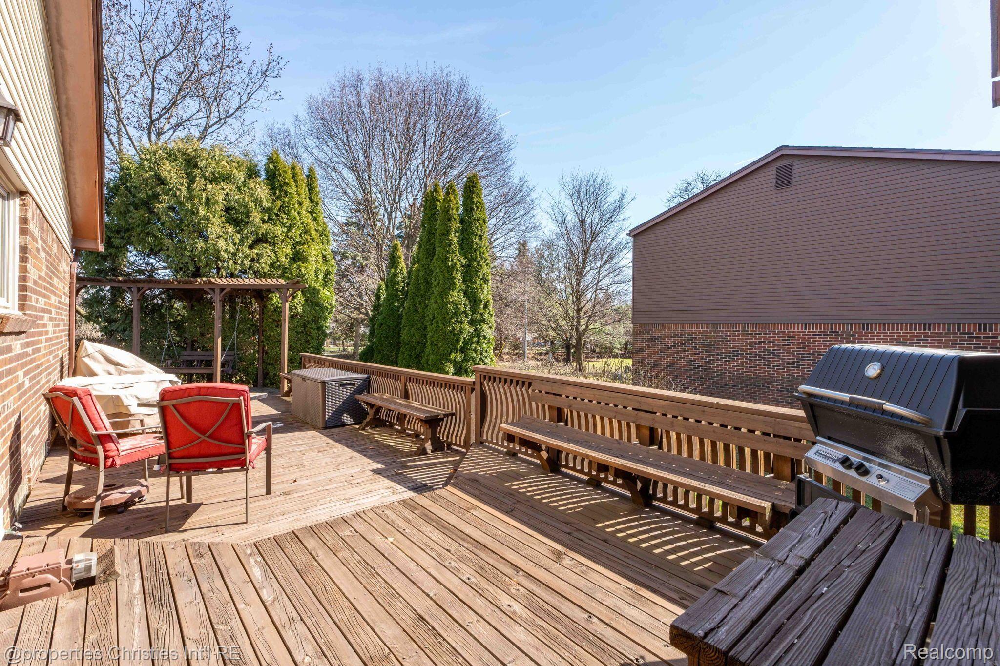 342 POWDERHORN Court