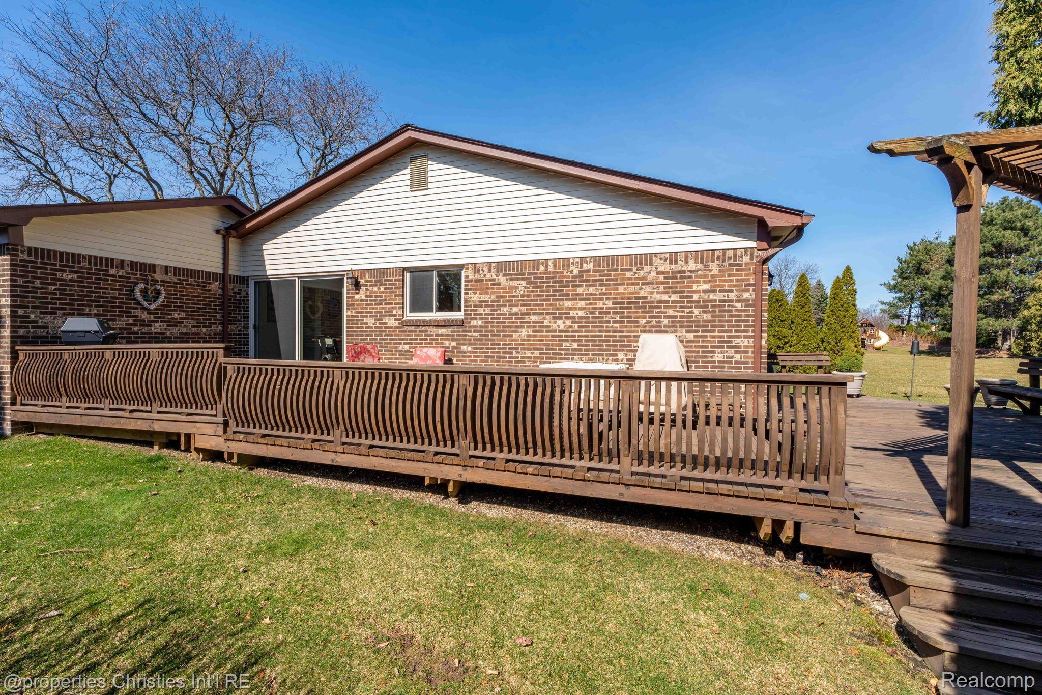 342 POWDERHORN Court