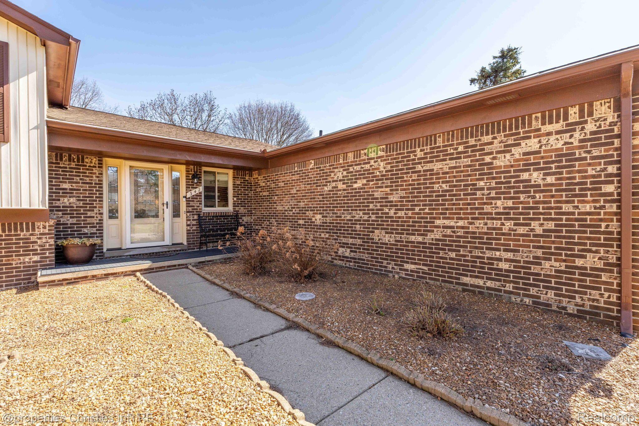 342 POWDERHORN Court