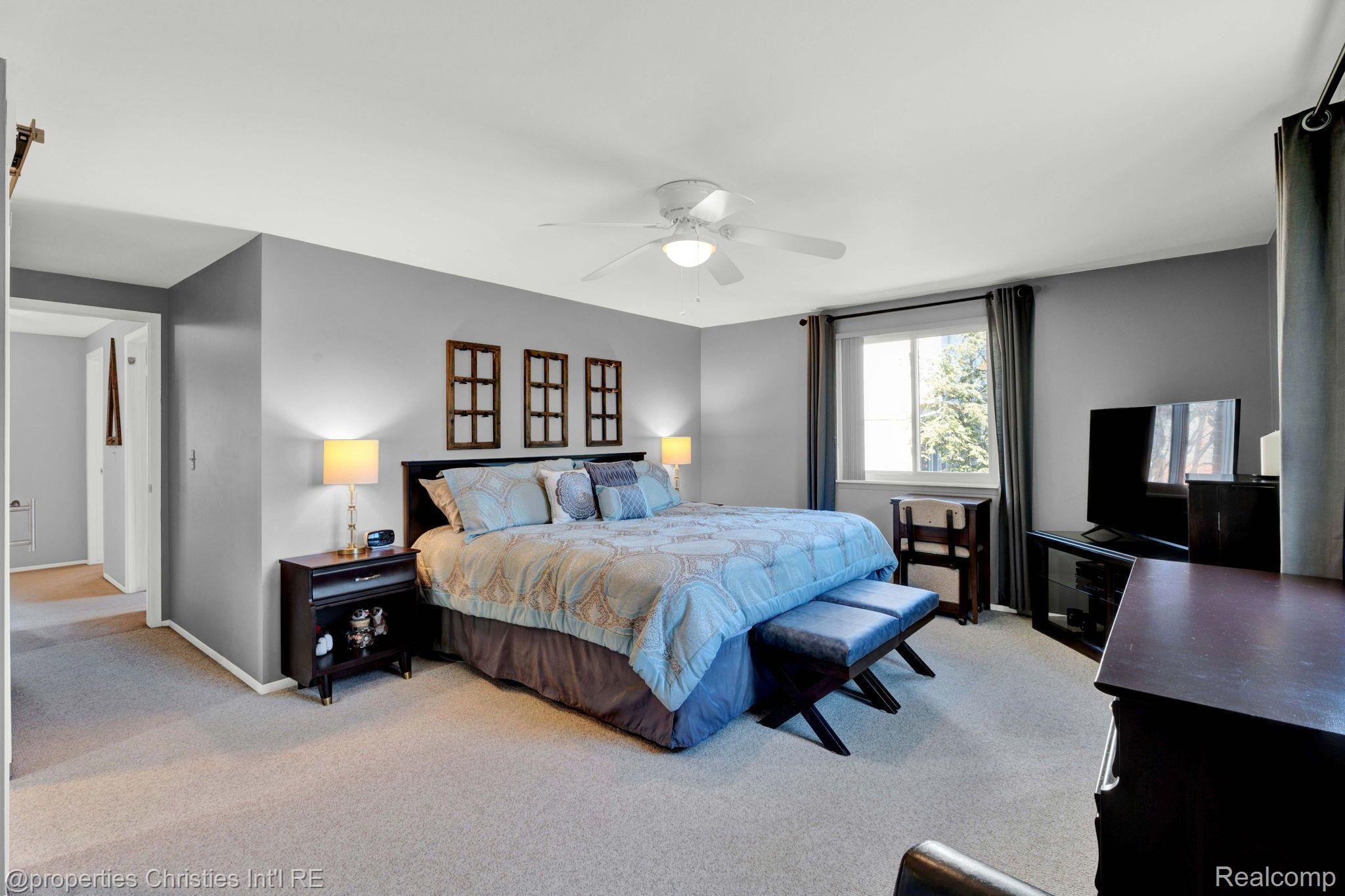 342 POWDERHORN Court