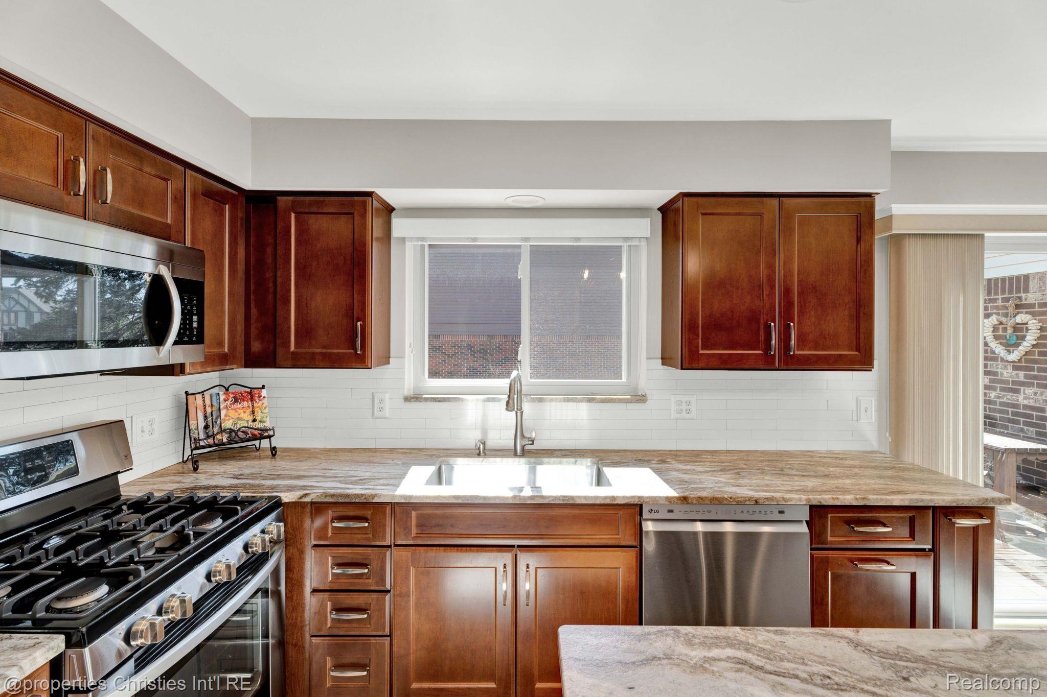 342 POWDERHORN Court