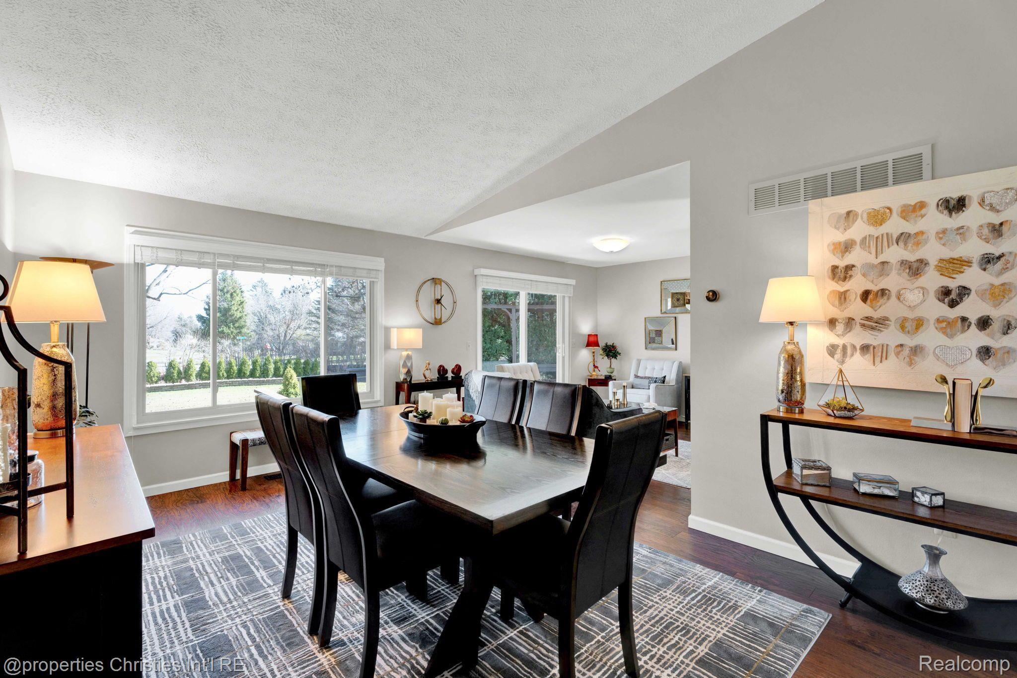 342 POWDERHORN Court